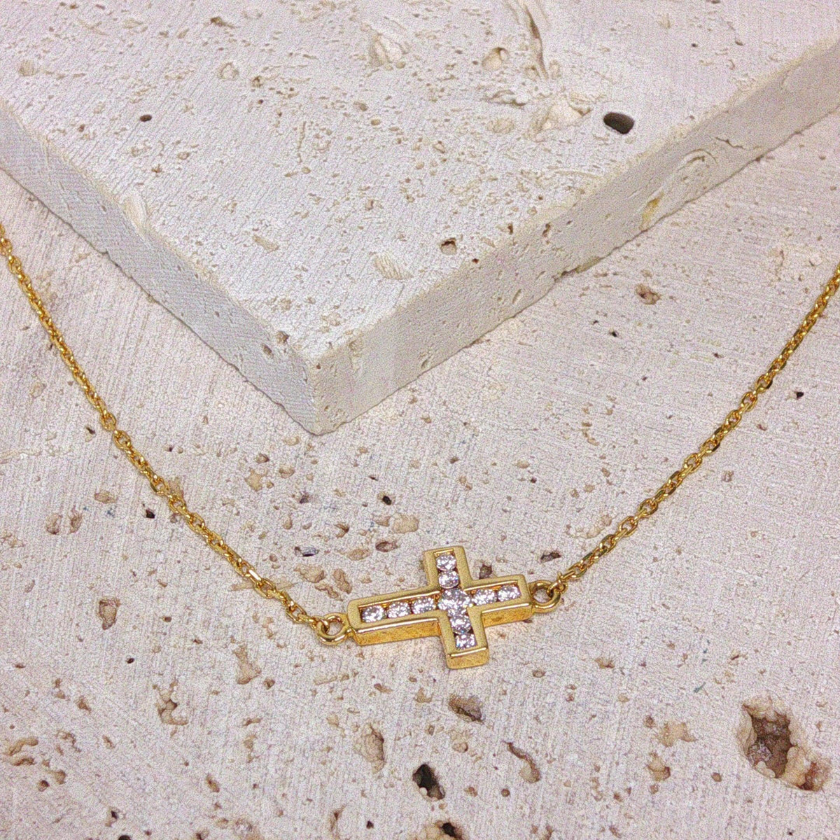 18ct Yellow Gold Diamond Cross Necklace
