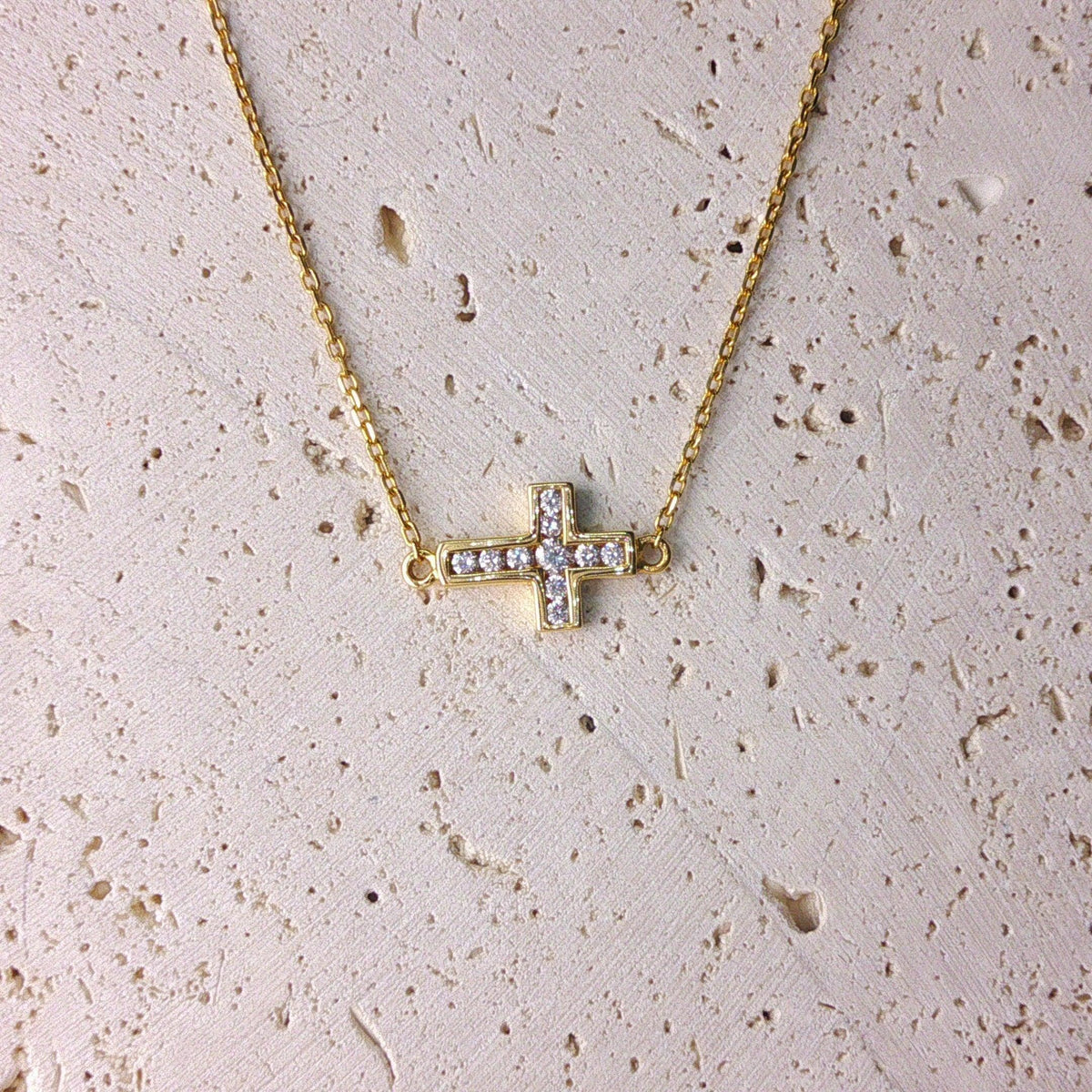18ct Yellow Gold Diamond Cross Necklace