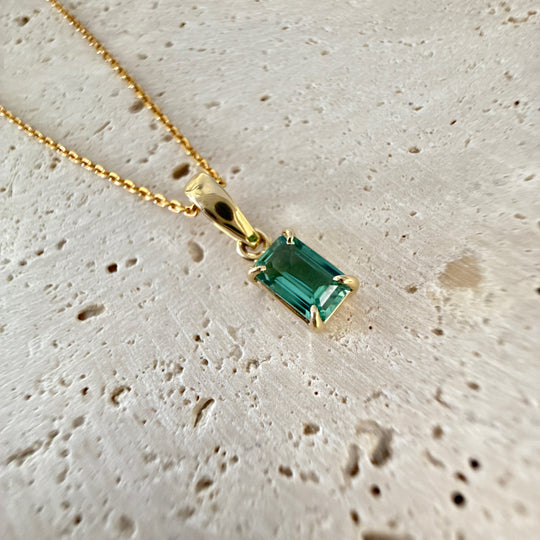 9ct Yellow Gold Green Tourmaline Pendant