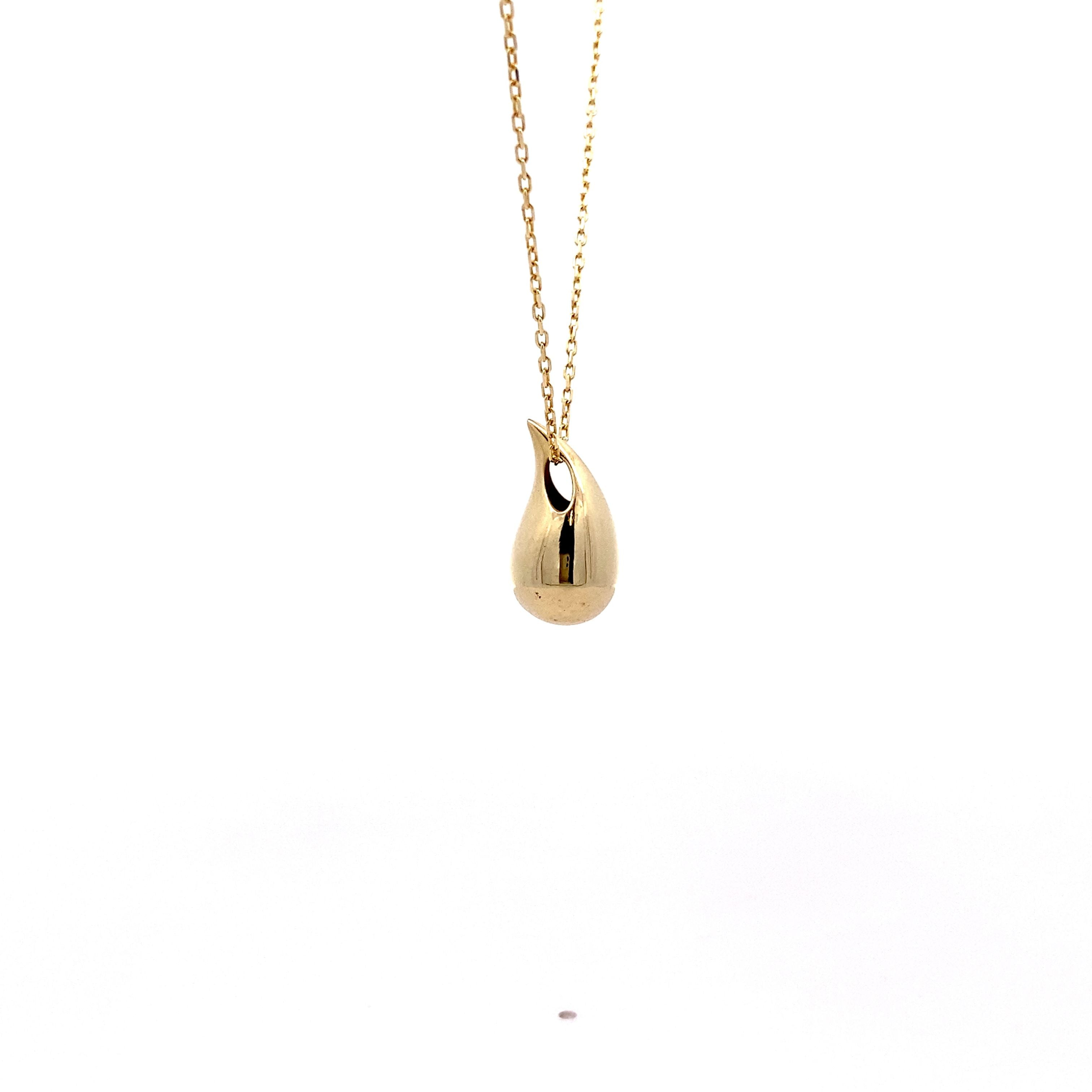 9ct Yellow Gold Teardrop Necklace