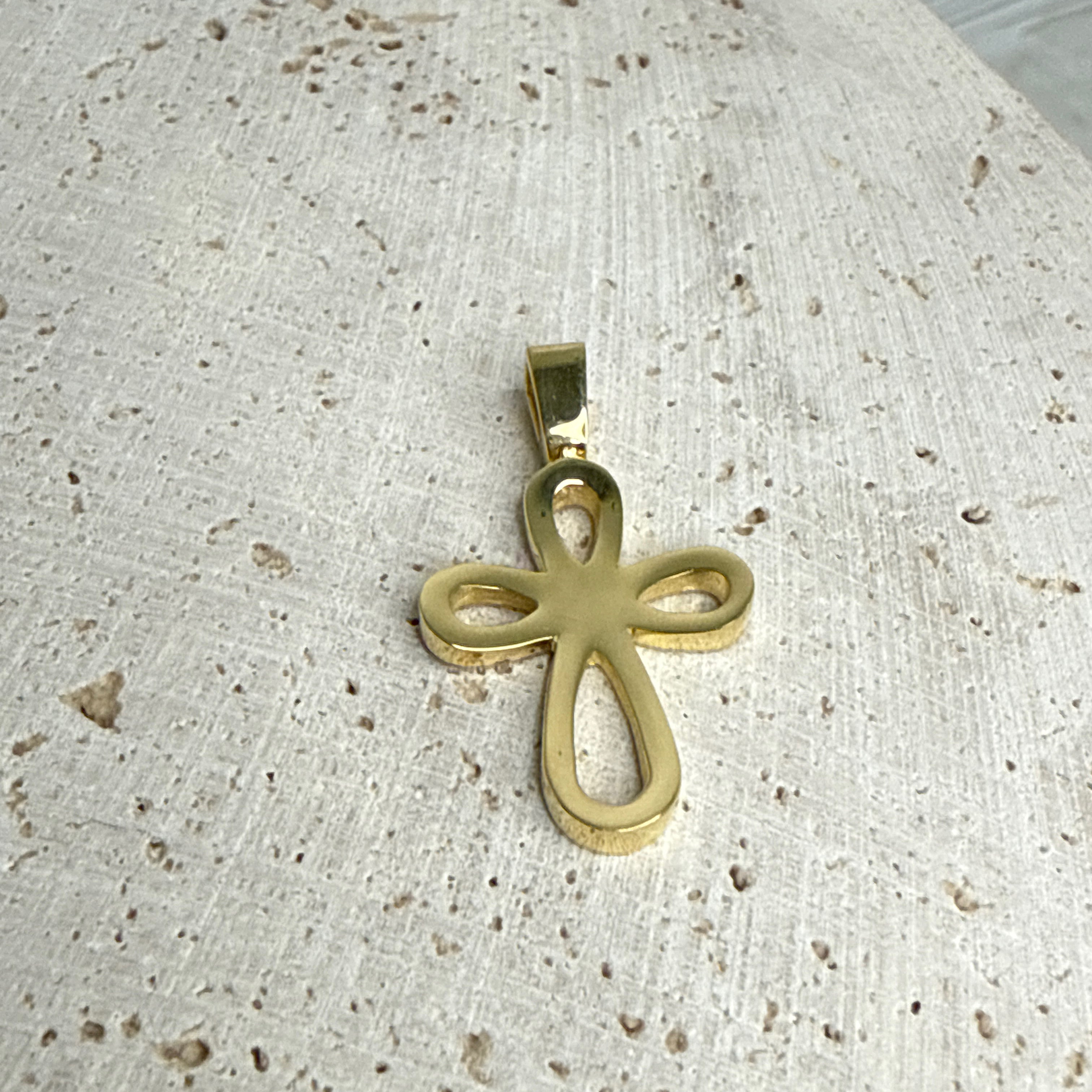18ct Yellow Gold Rounded Cut-Out Cross Pendant