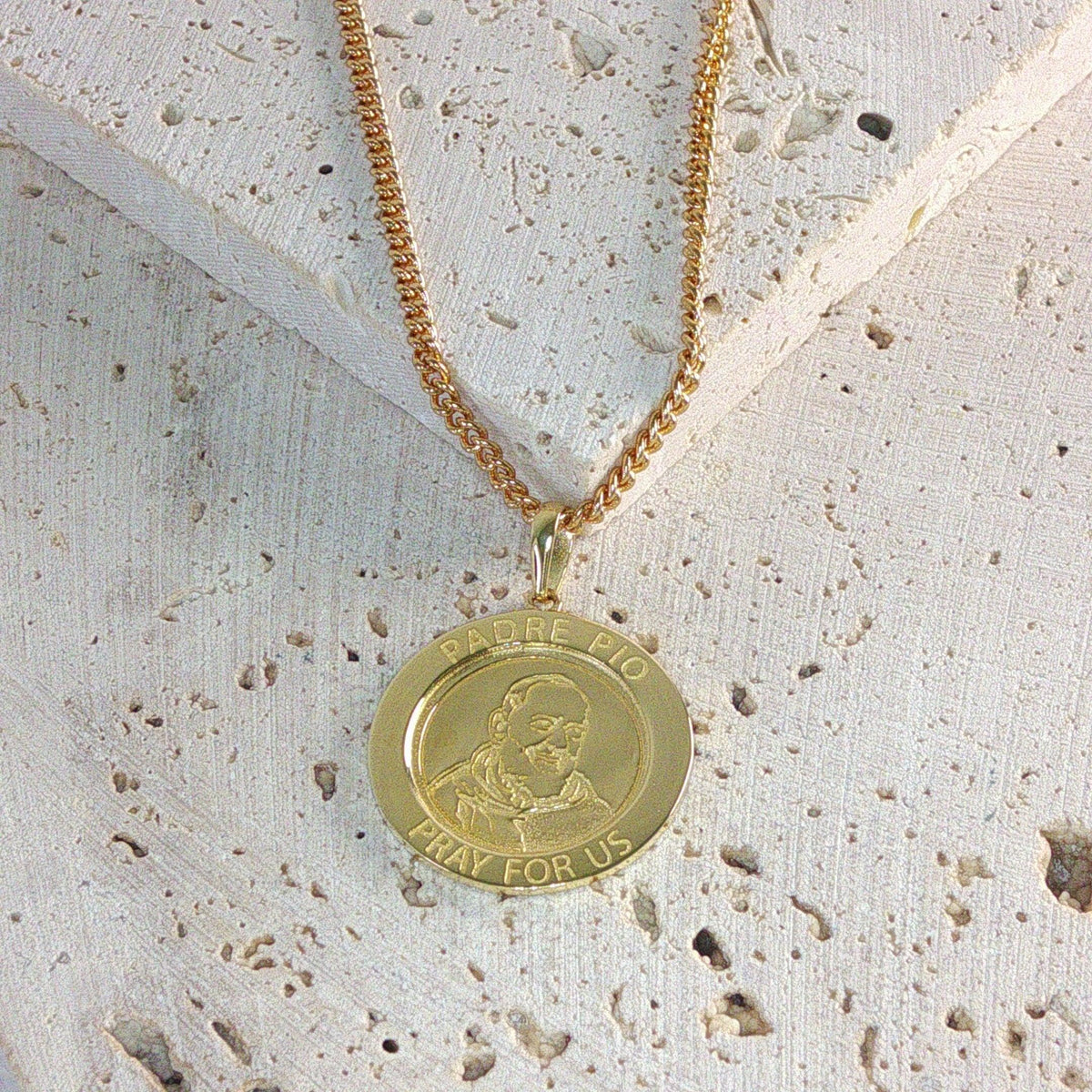 9ct Yellow Gold St Padre Pio Medallion