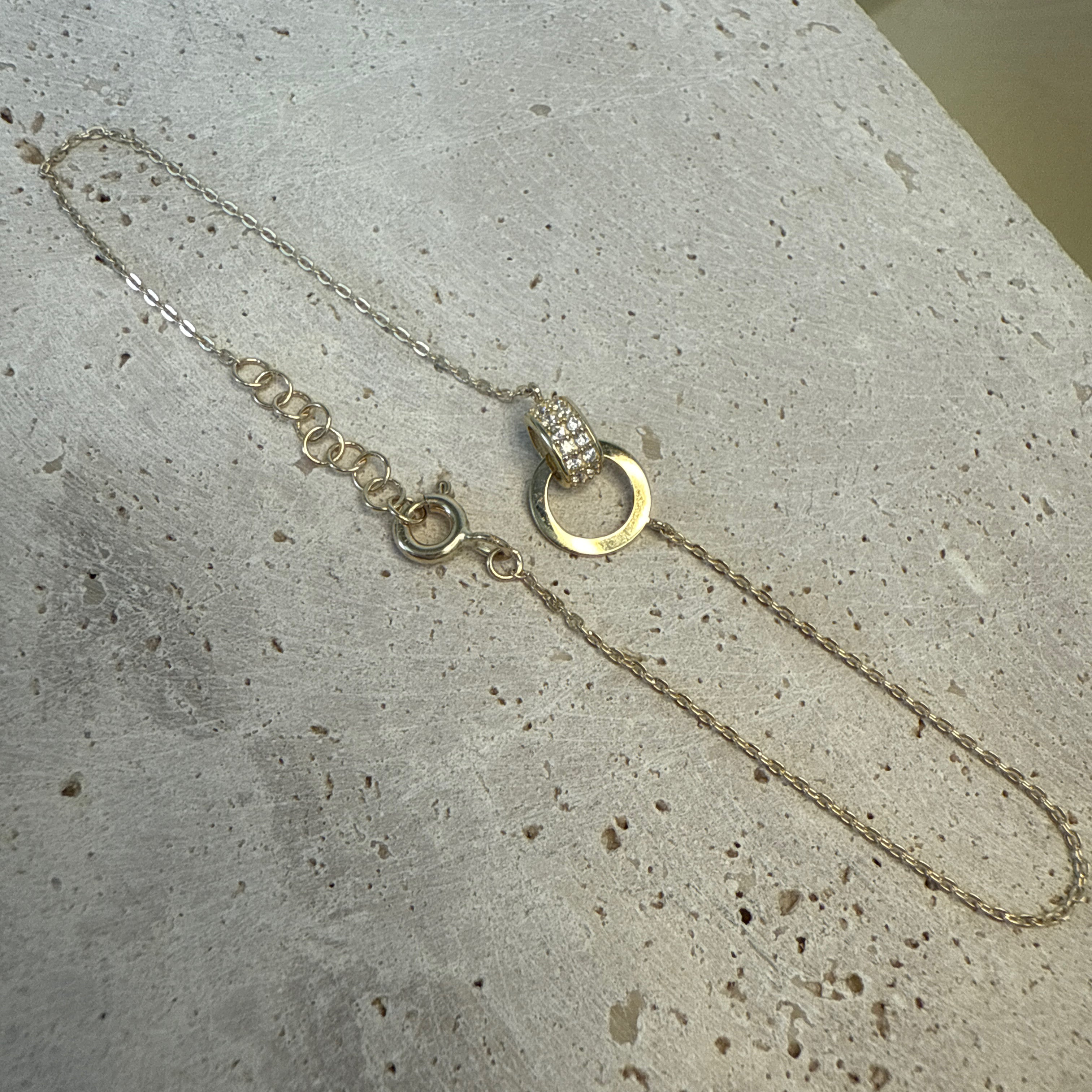 9ct Yellow Gold Interlocking Circle Bracelet with Cubic Zirconia