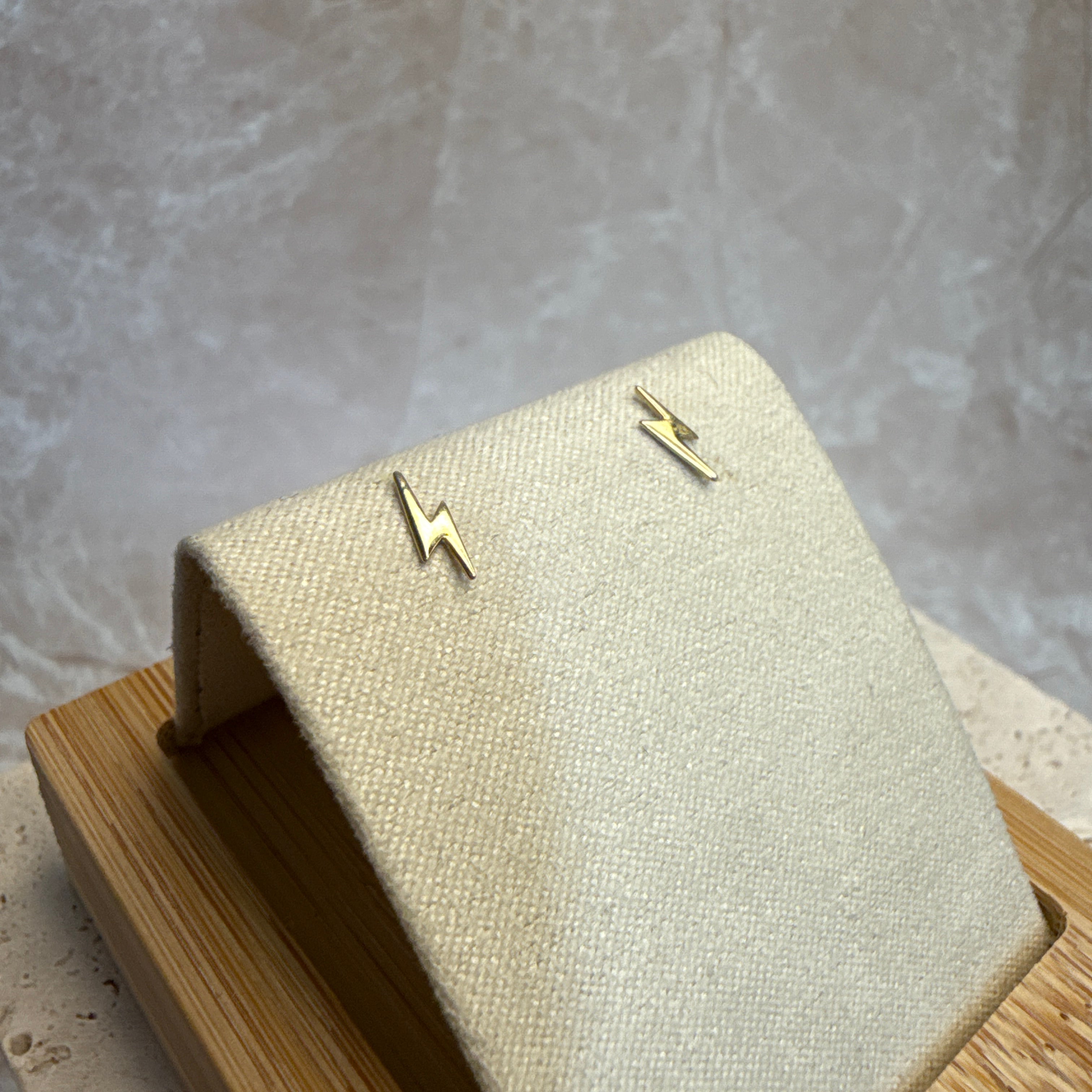 9ct Yellow Gold Lightning Stud Earrings