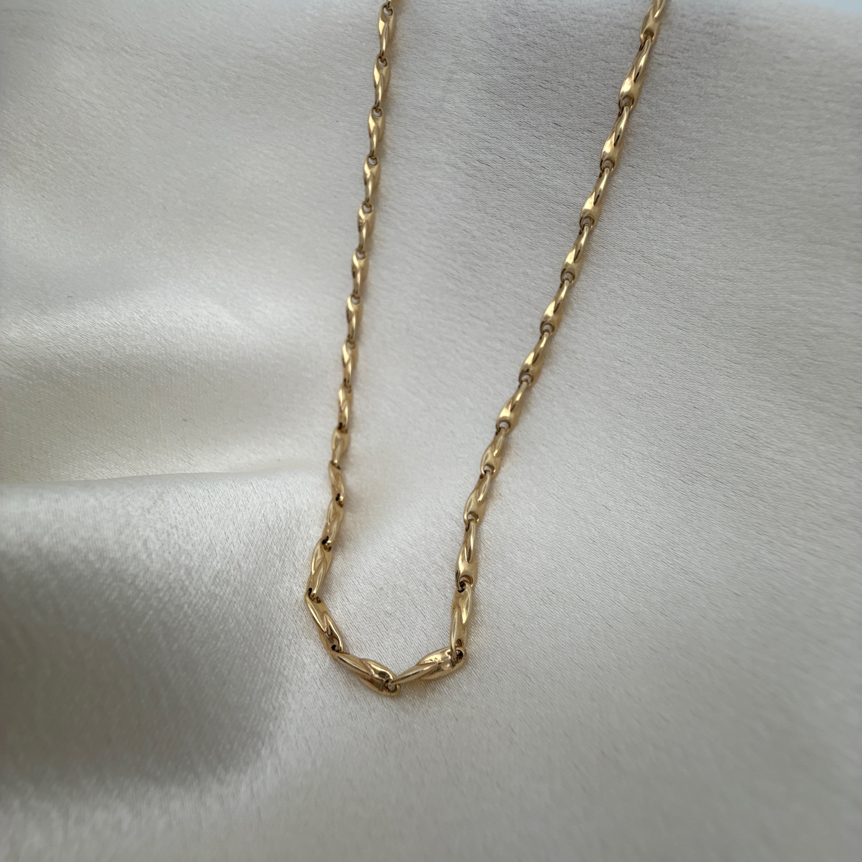 14ct Yellow Gold Fancy Interlocking Chain