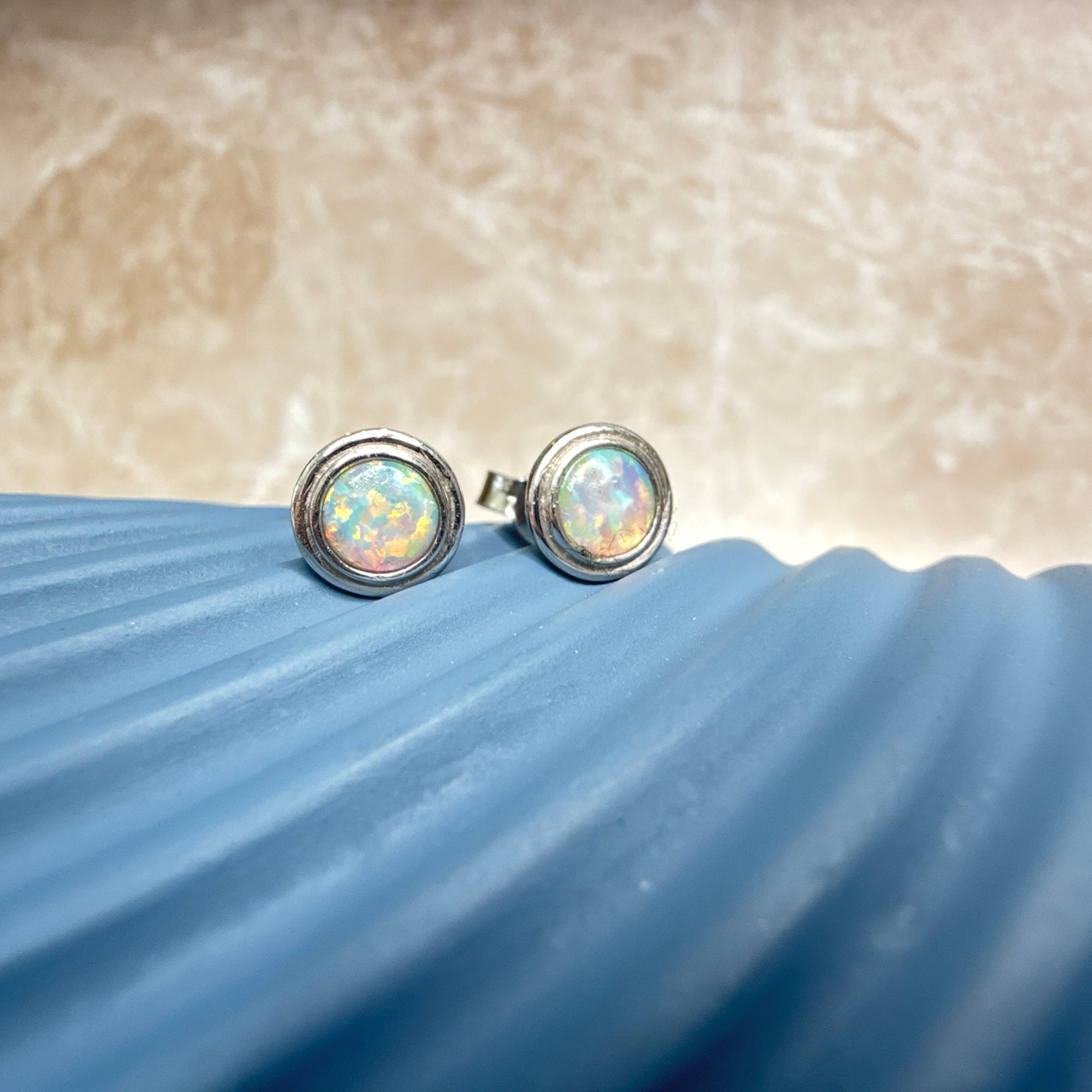 9ct White Gold Opal Stud Earrings