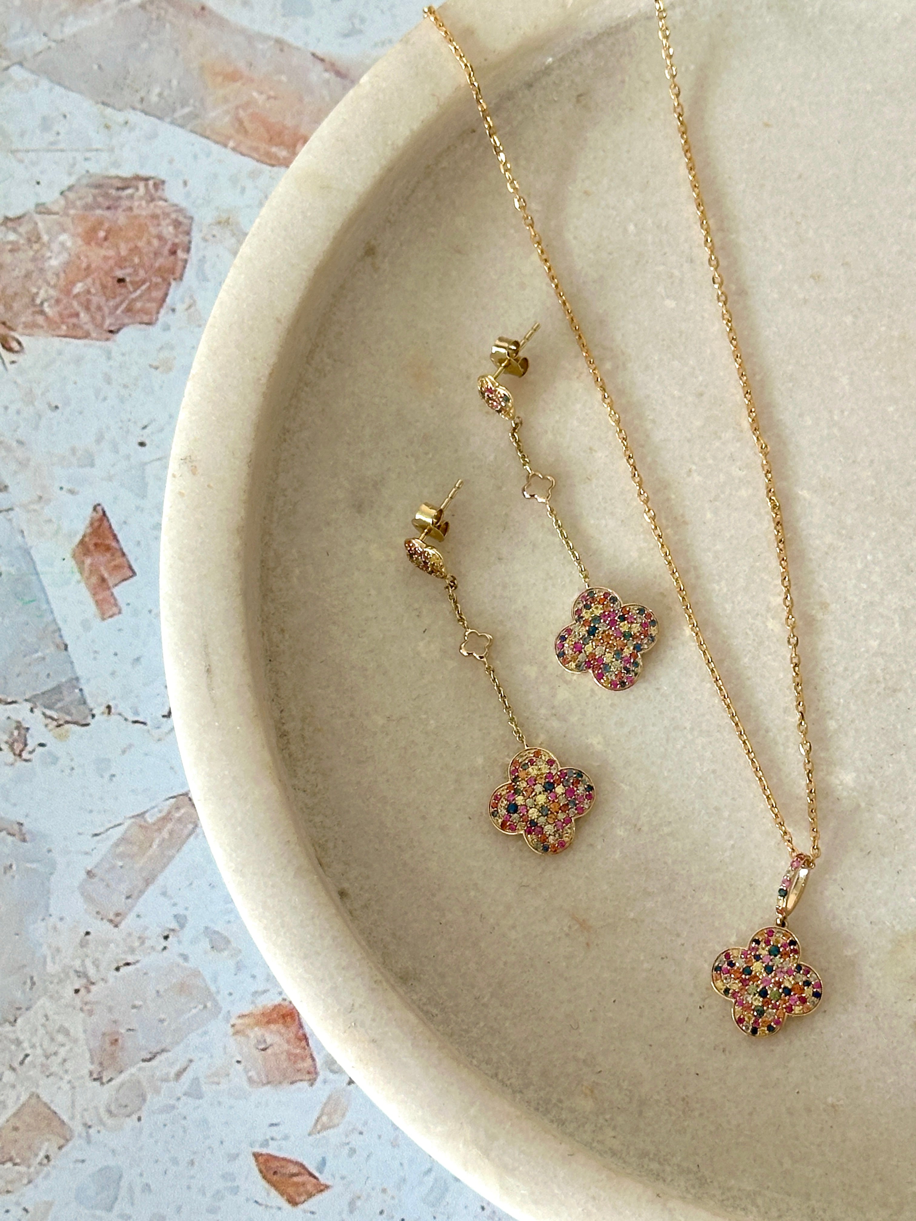 9ct Yellow Gold Multi-Colour Sapphire Clover Necklace