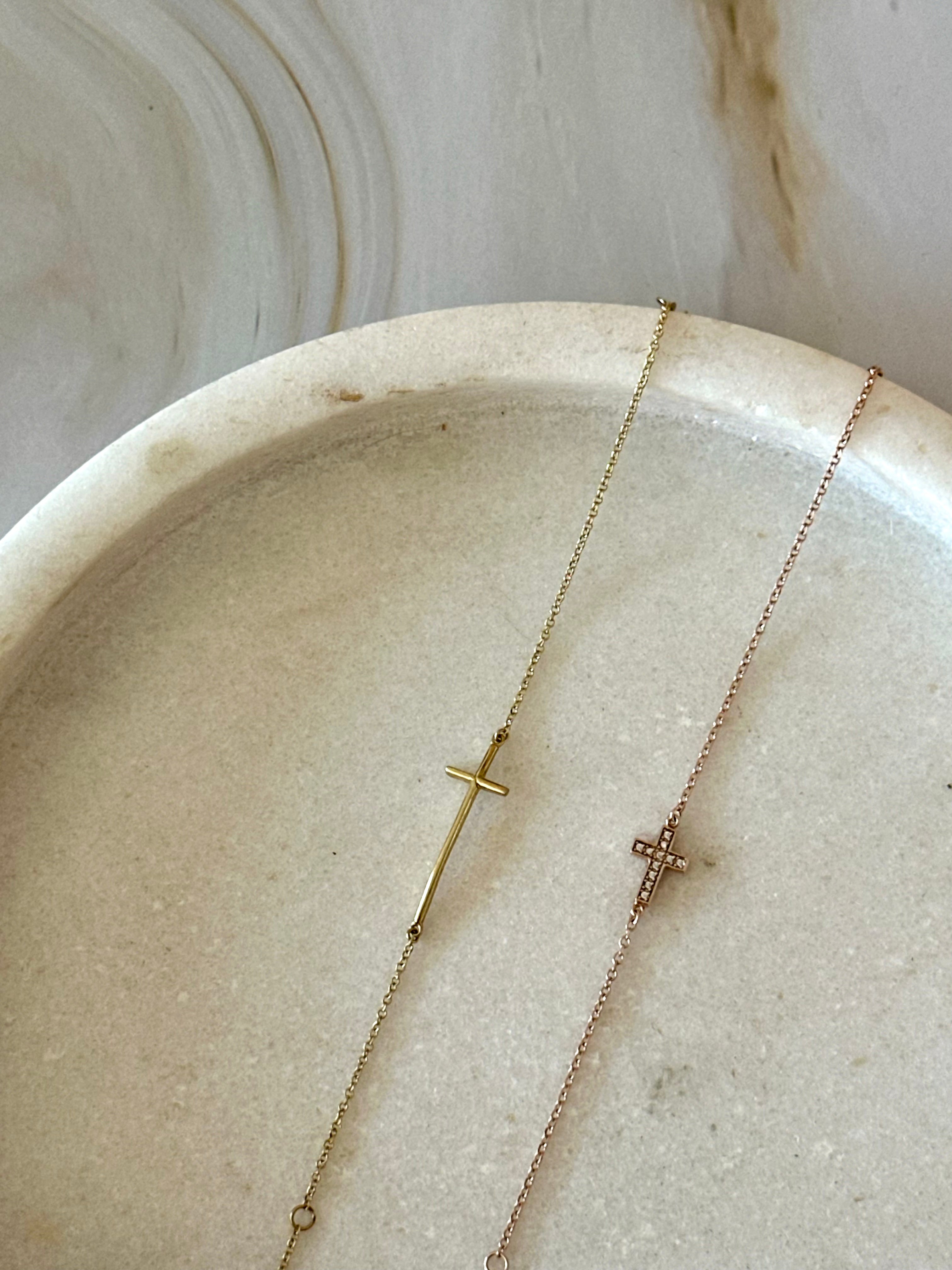 9ct Gold Cross Bracelet