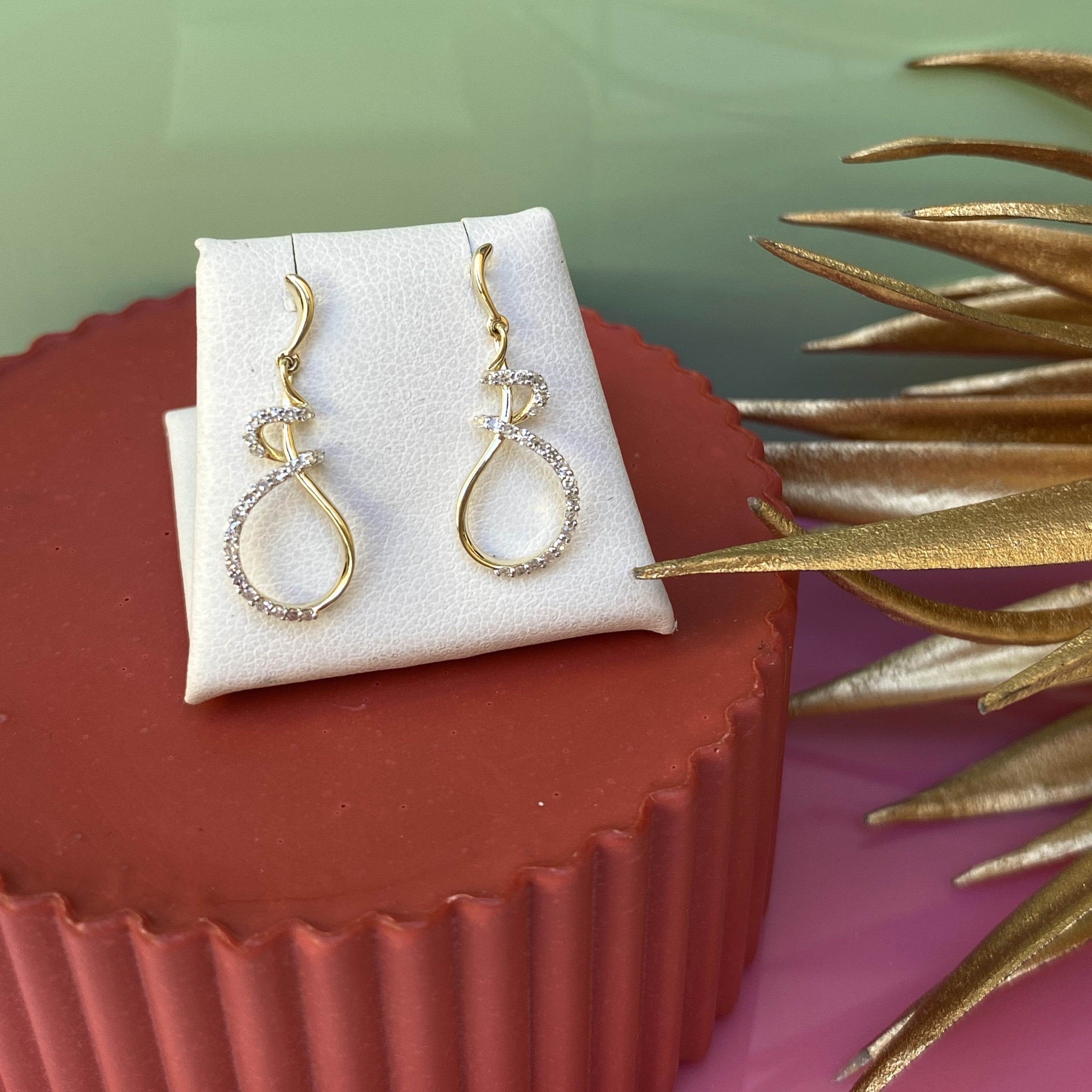 9ct Yellow Gold Diamond Drop Earrings