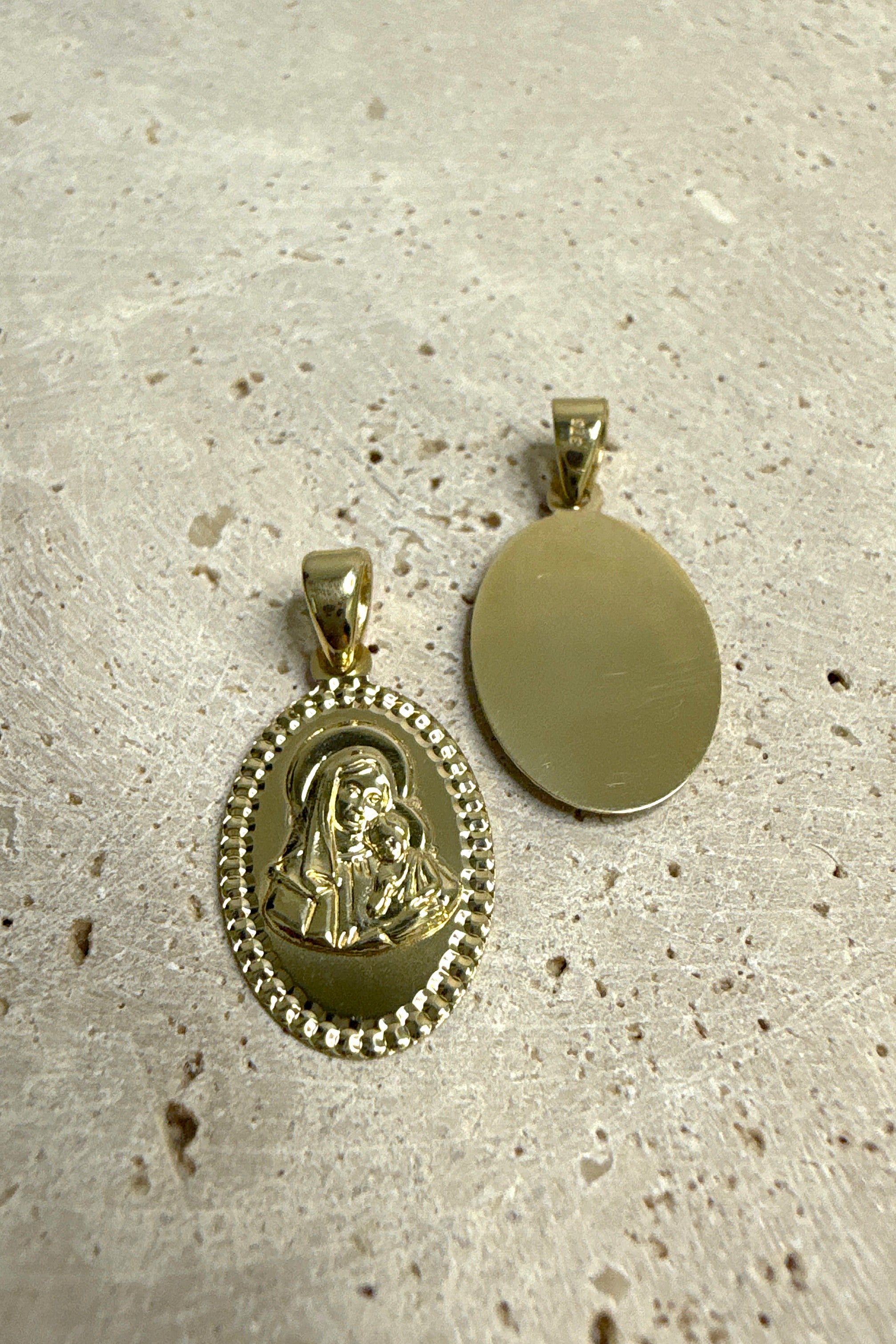 9ct Yellow Gold Madonna Pendant – Diamond-Cut Frame