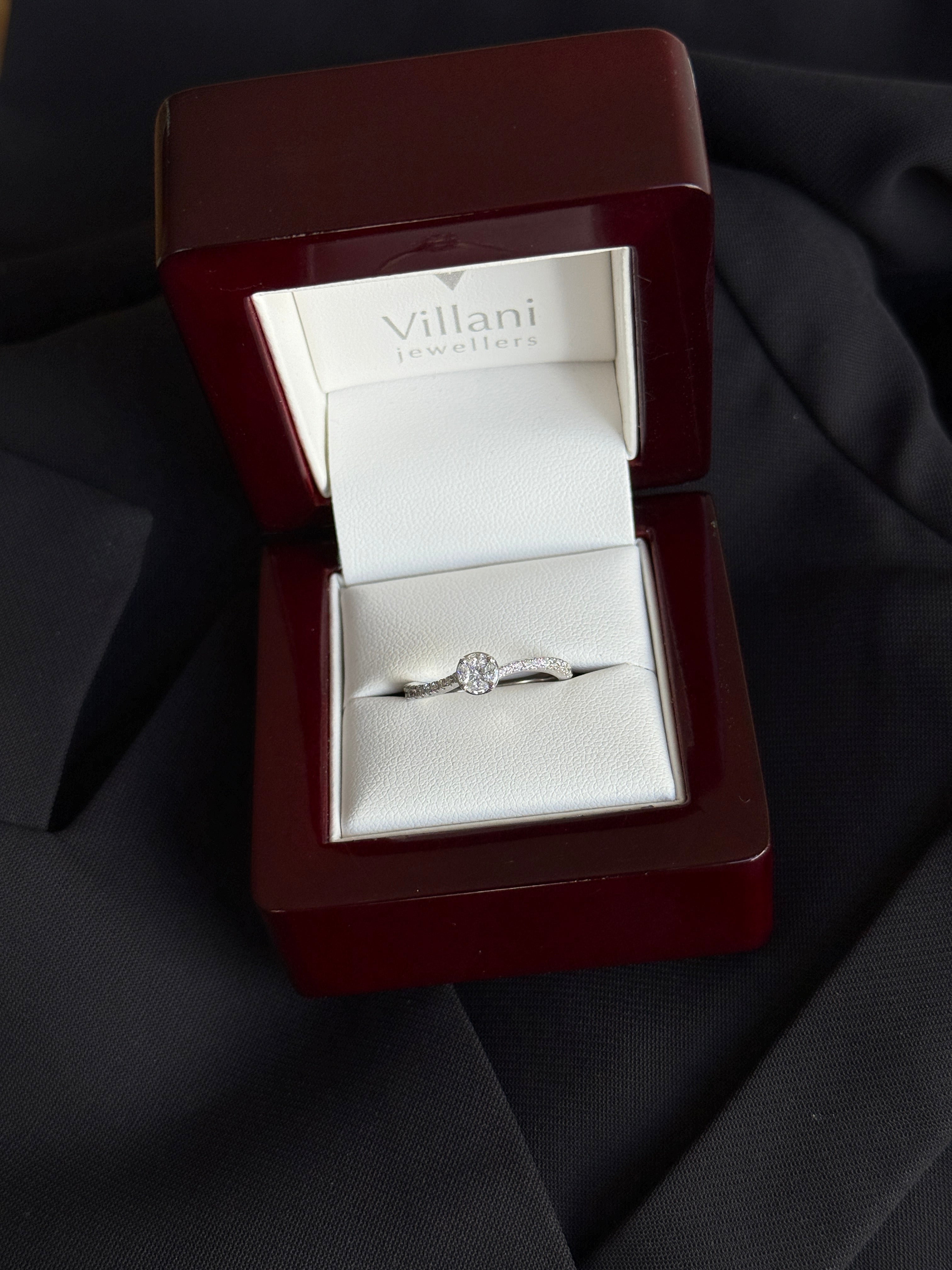 18ct White Gold Engagement Ring