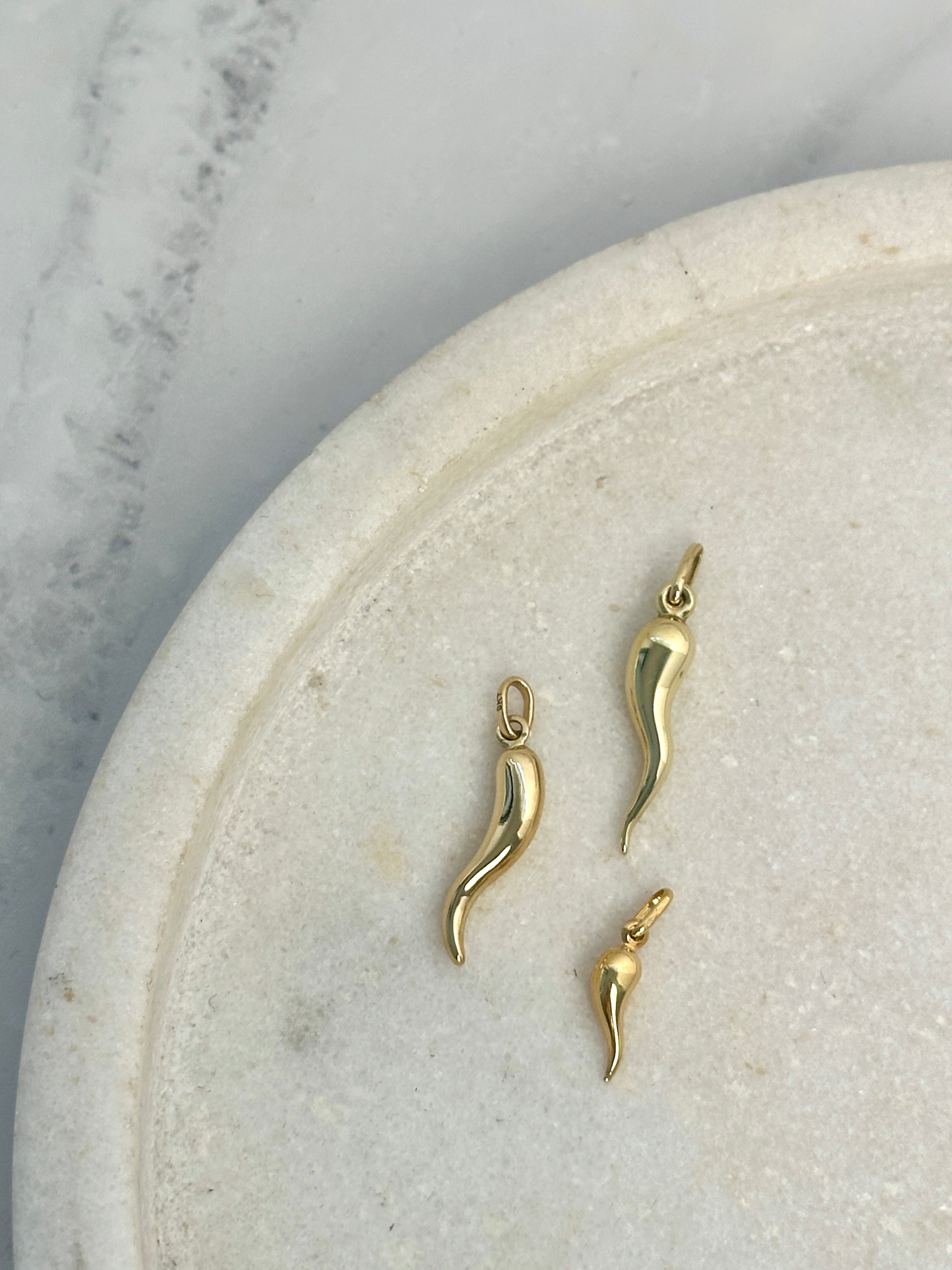 9ct Yellow Gold Mini Cornicello ‘Horn of Plenty’ Pendant