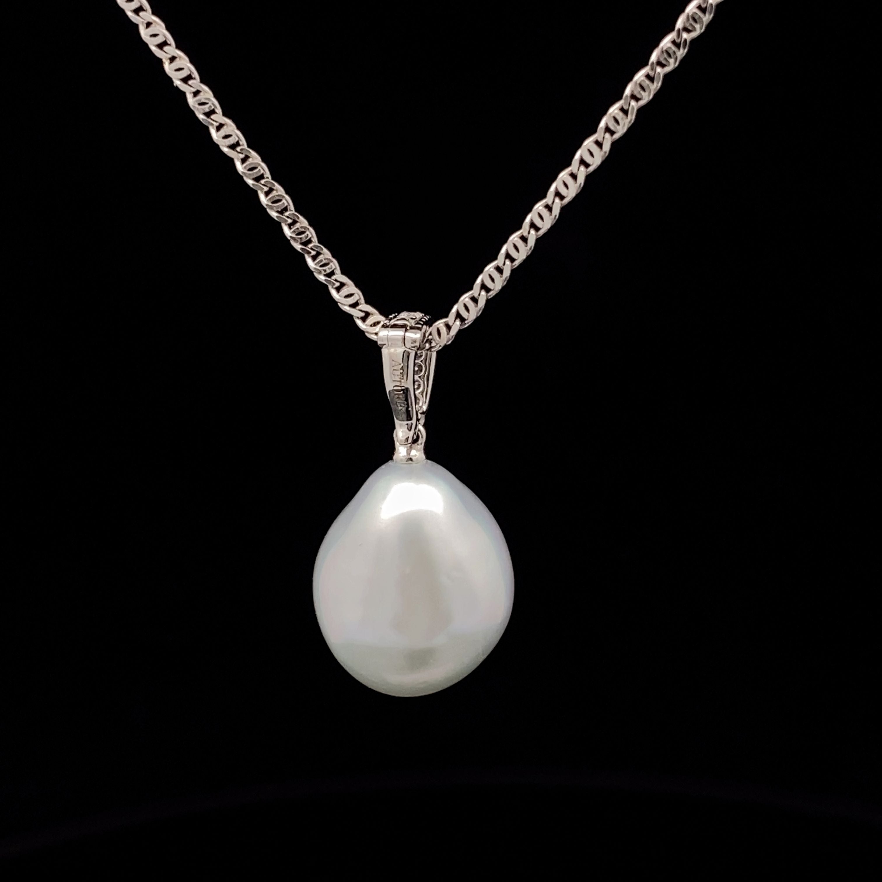 18ct White Gold Pearl and Diamond Enhancer Pendant and Chain