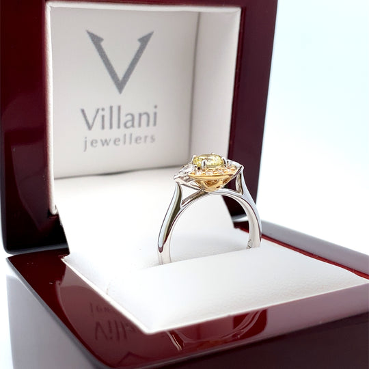 18ct Gold 0.92ct Yellow & White Diamond Ring