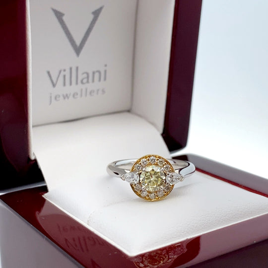 18ct Gold 0.92ct Yellow & White Diamond Ring