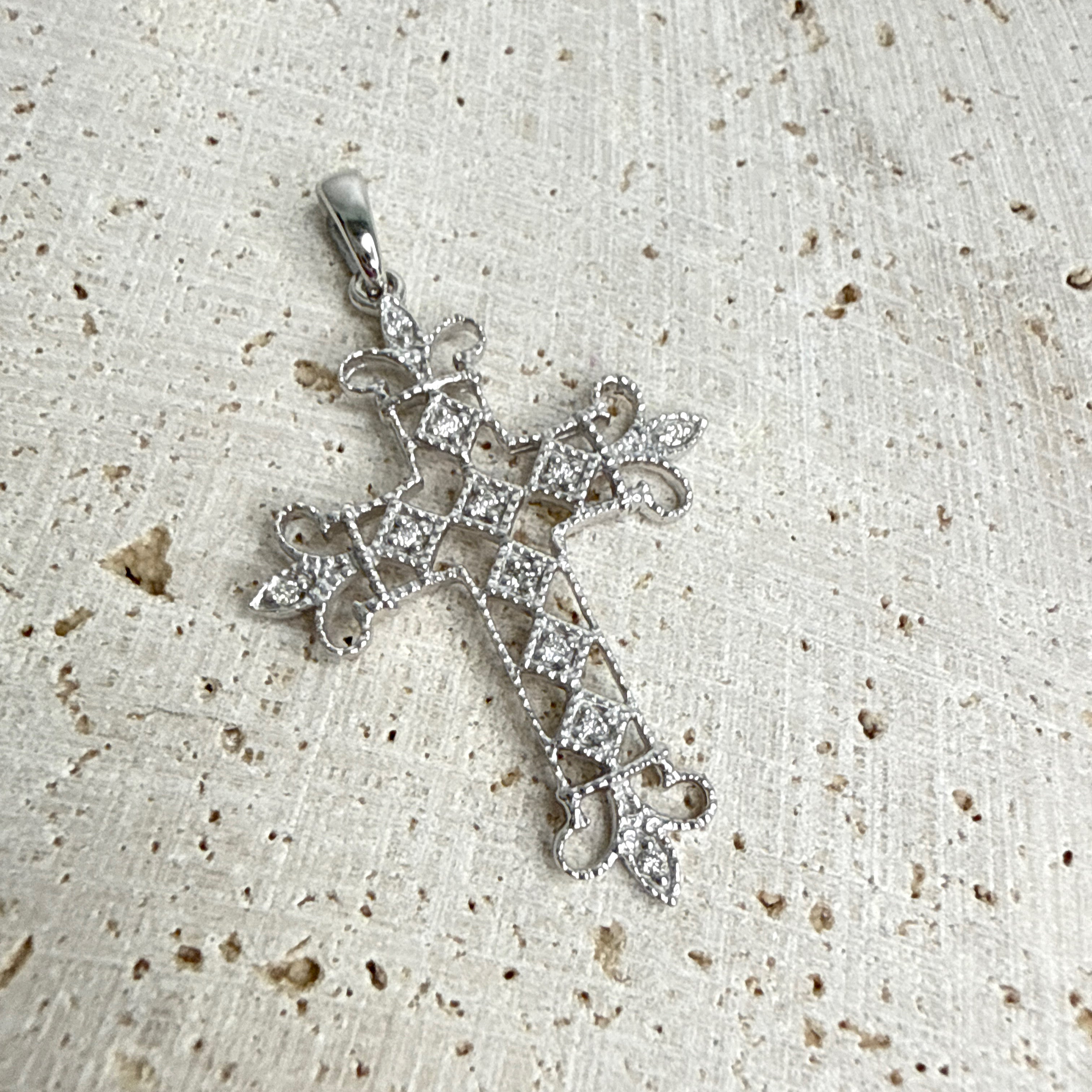 18ct White Gold Diamond Cross Pendant
