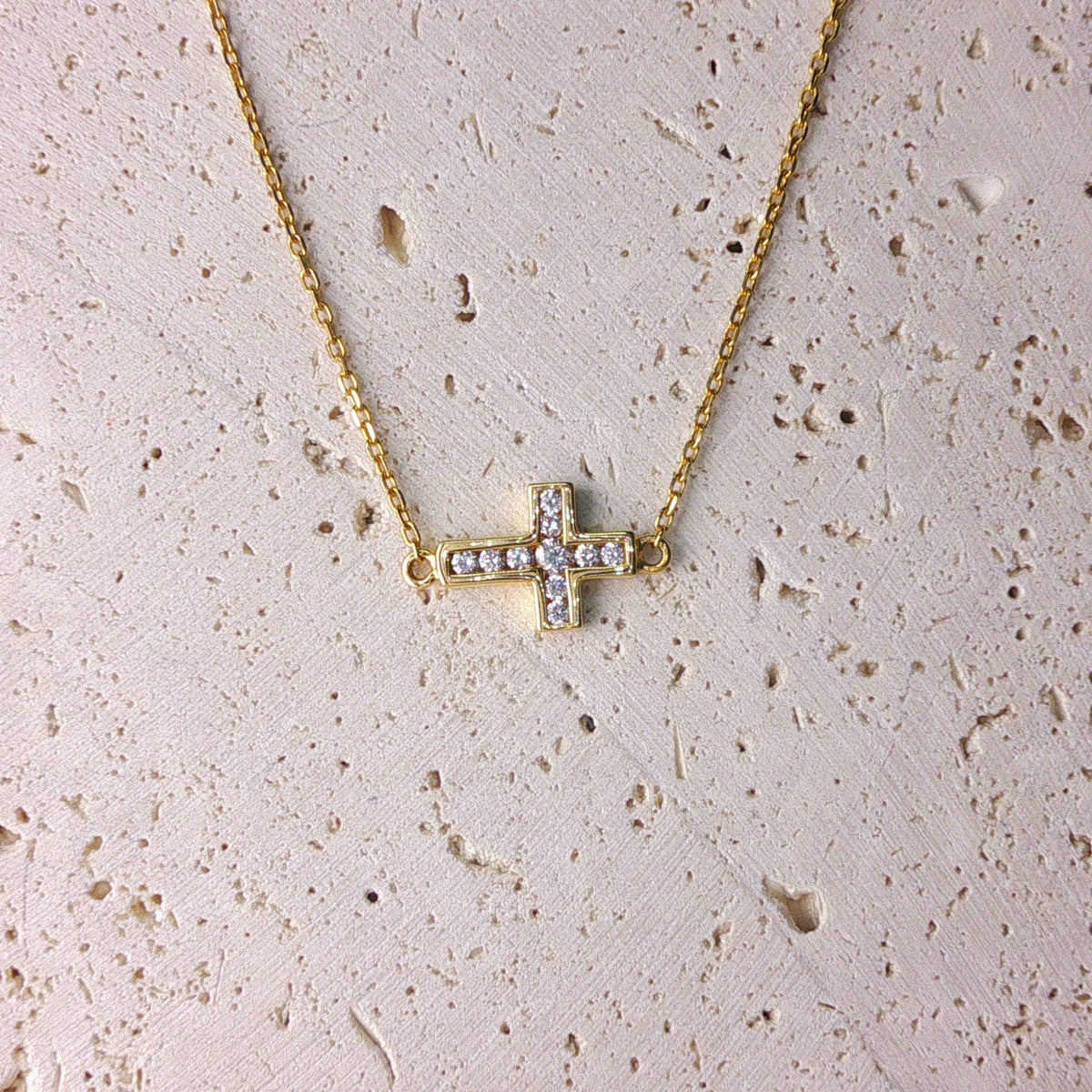 18ct Yellow Gold Diamond Cross Necklace