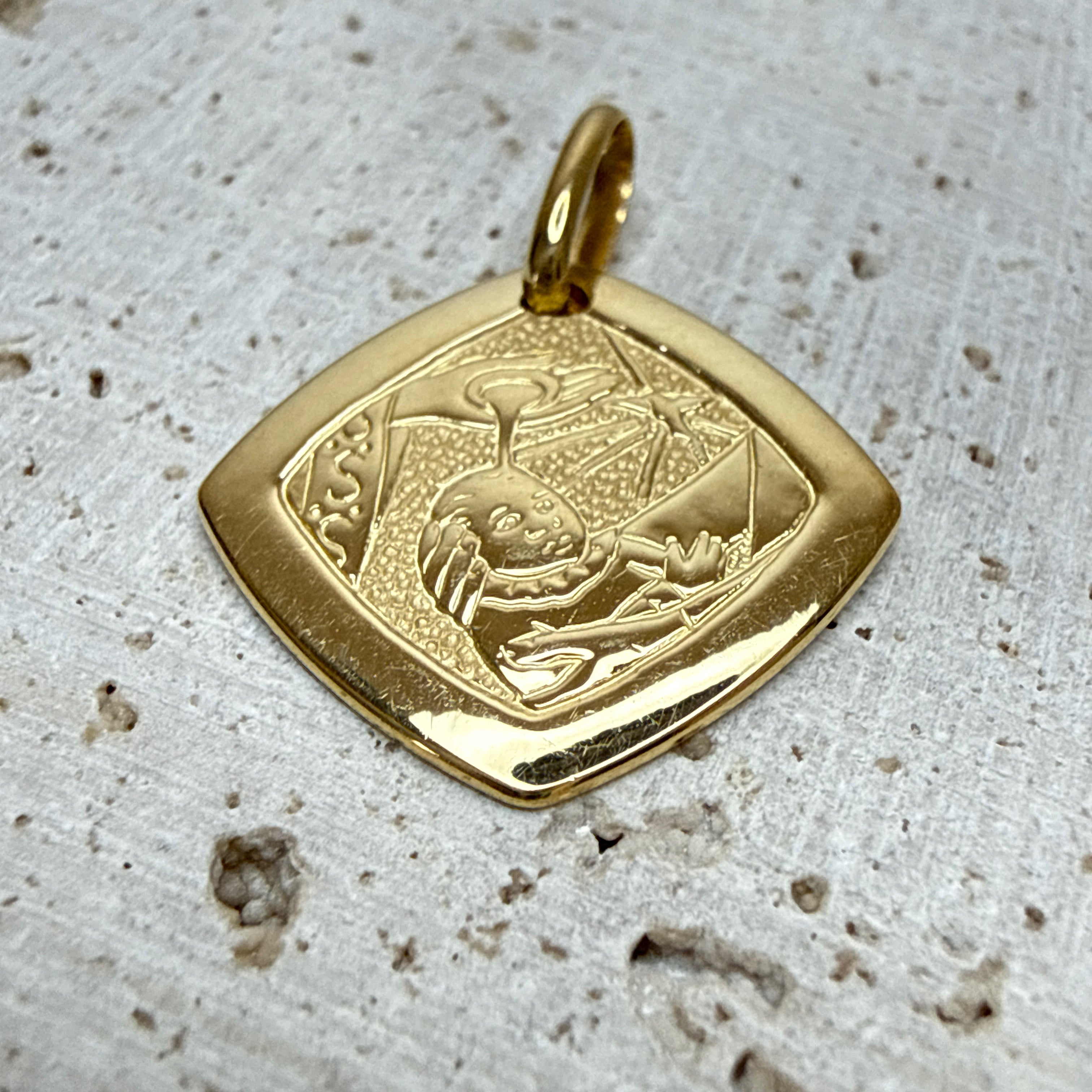 18ct Yellow Gold Cushion Shaped Baptismal Medallion