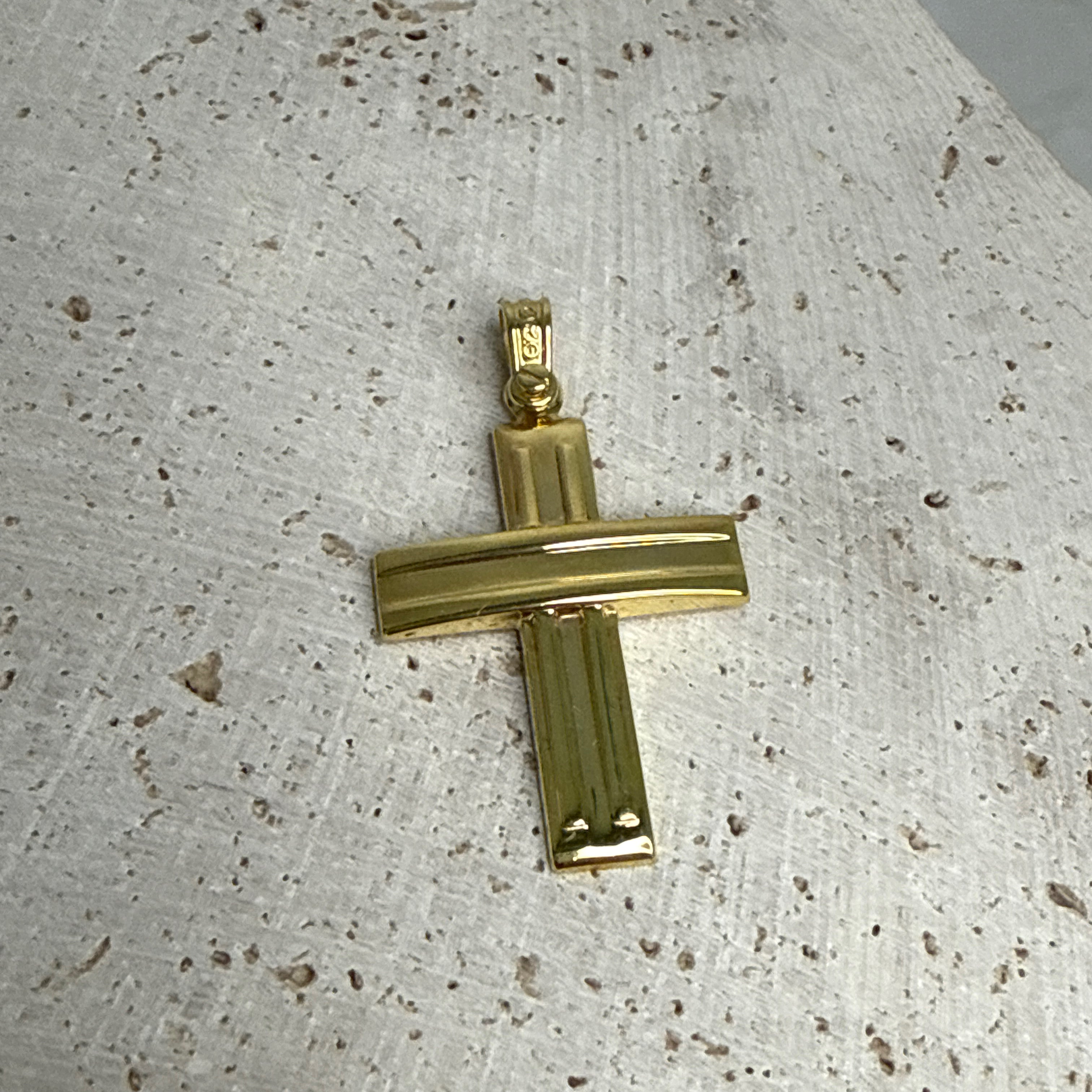 9ct Yellow Gold Cross Pendant – Polished Bar Design