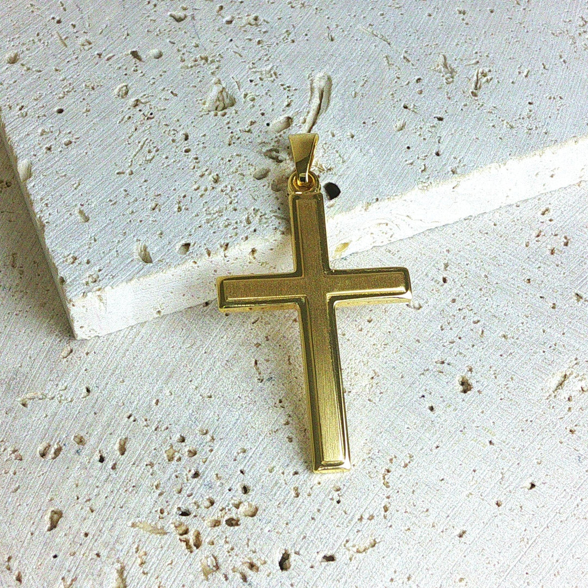 9ct Yellow Gold Polished & Matte Cross Pendant