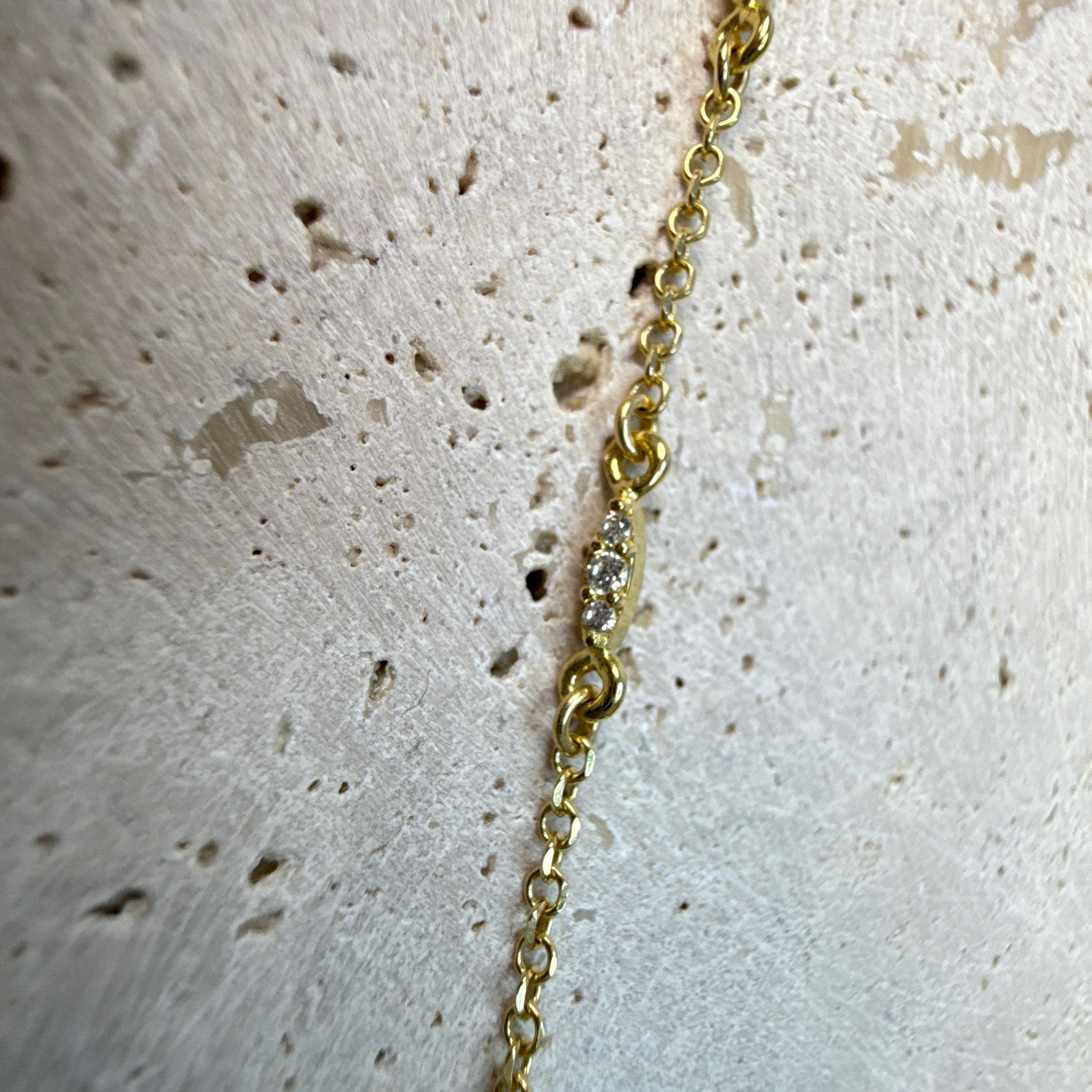 9ct Yellow Gold 7 Station Cubic Zirconia Bracelet