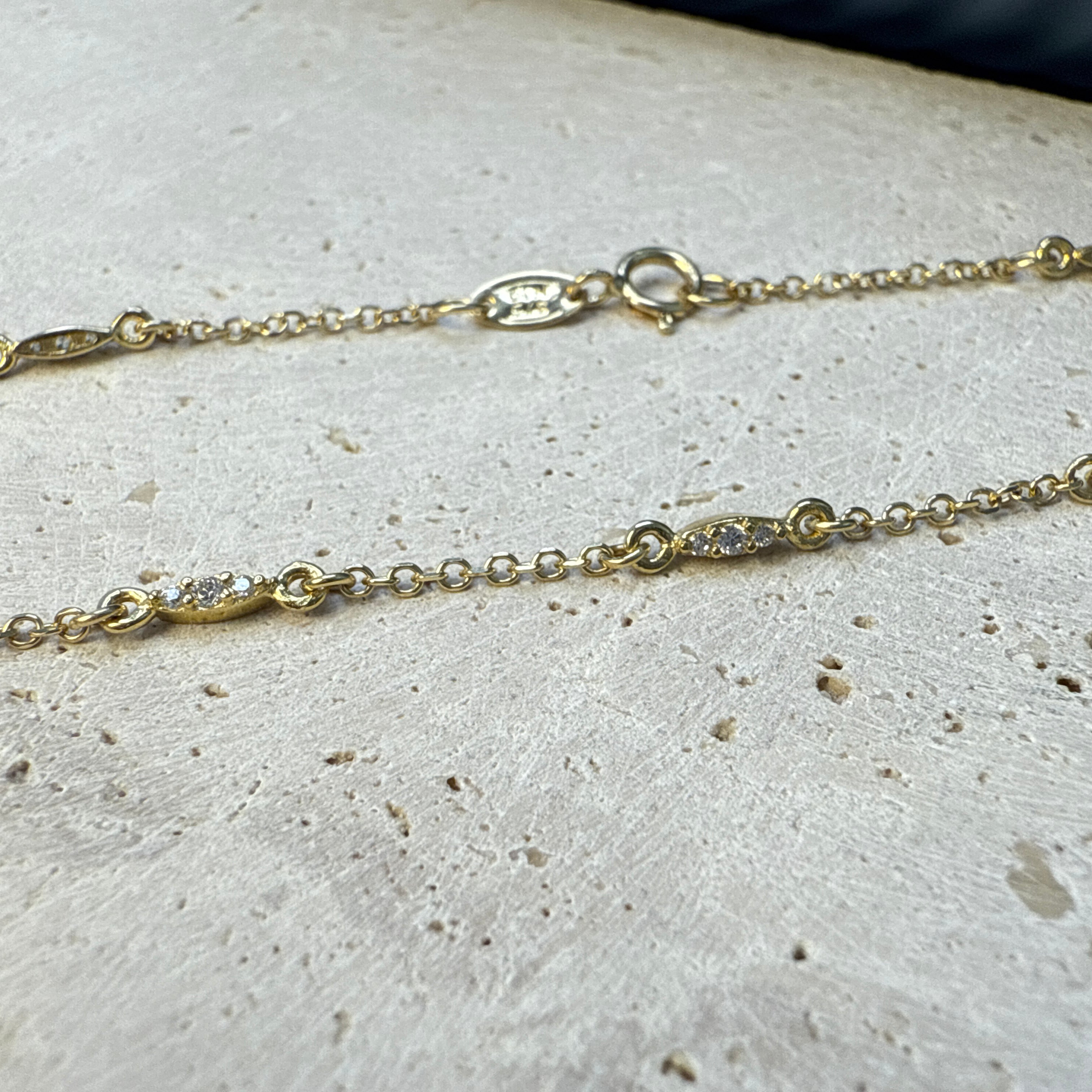 9ct Yellow Gold 7 Station Cubic Zirconia Bracelet