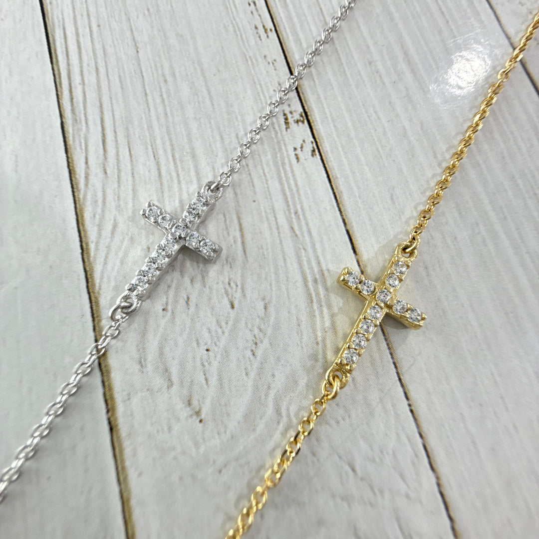 9ct Gold Cubic Zirconia Cross Bracelet