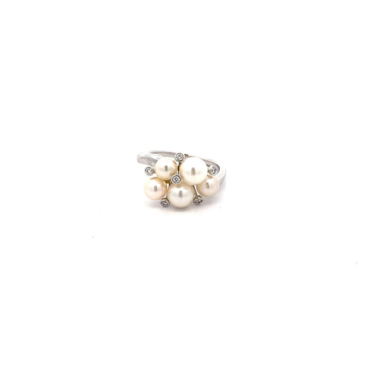 18ct White Gold Akoya Pearl & Diamond Ring