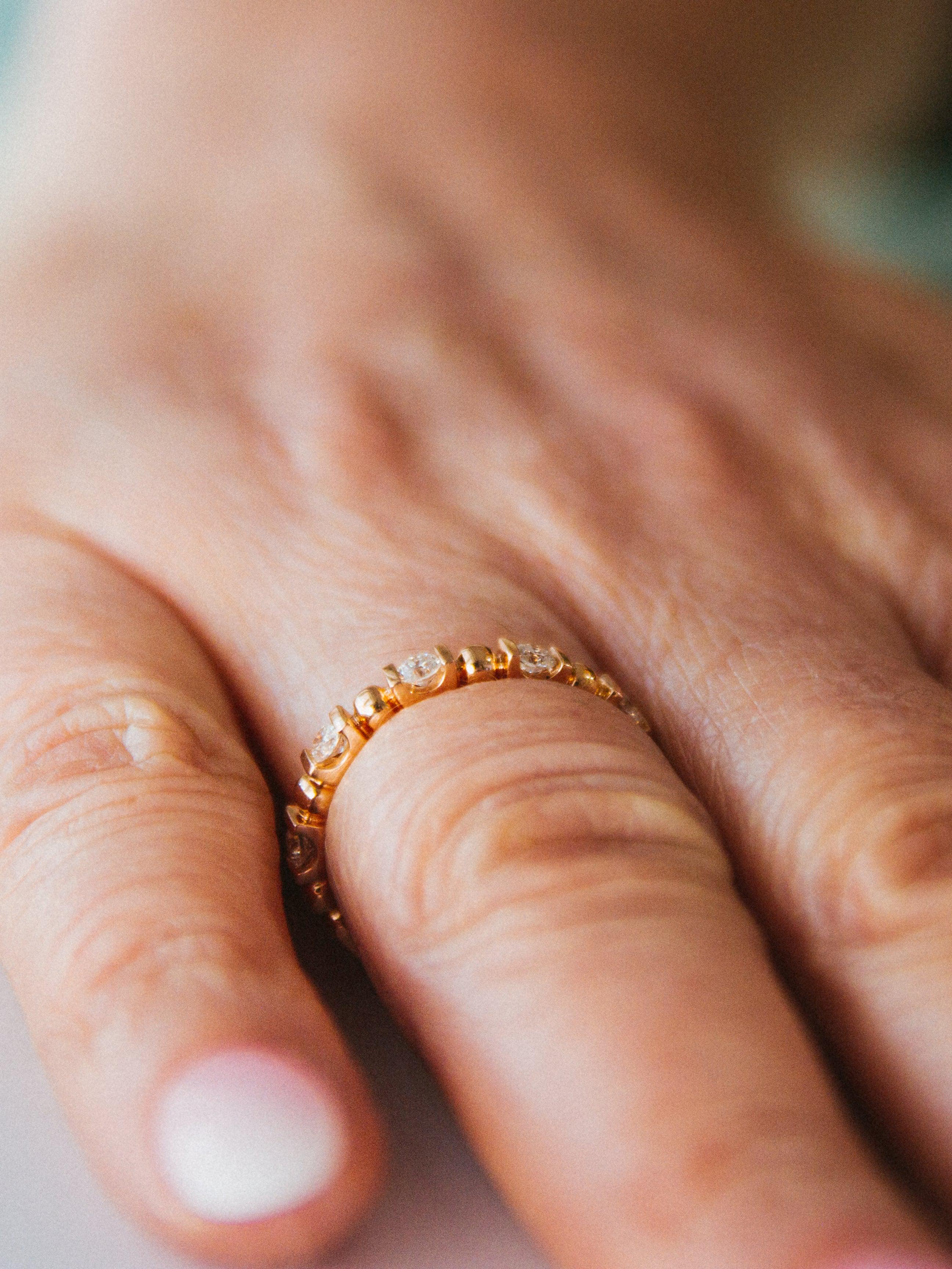 18ct Rose Gold Diamond Bar Set Ring