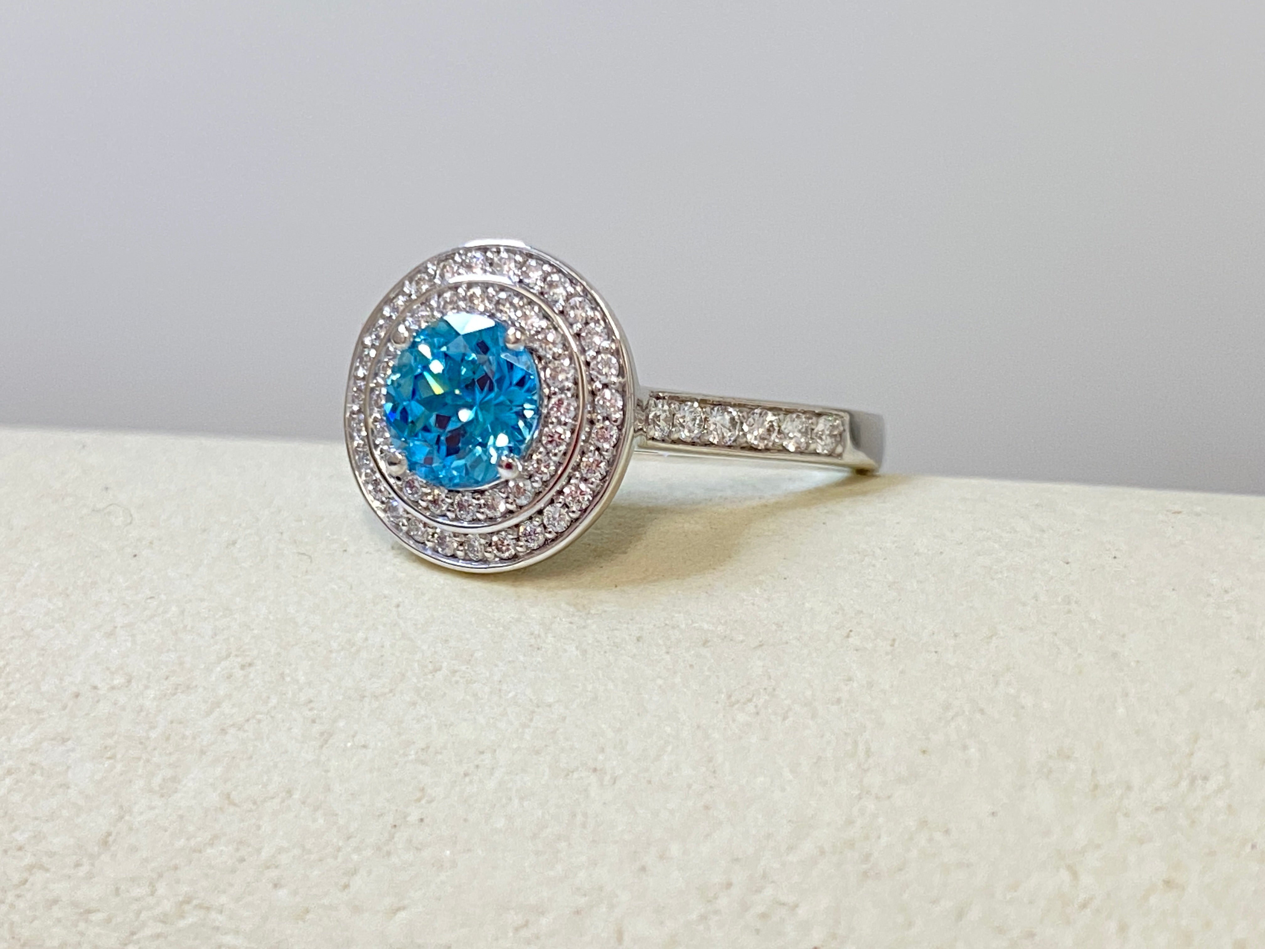 18ct White Gold Zircon & Diamond Double Halo Ring