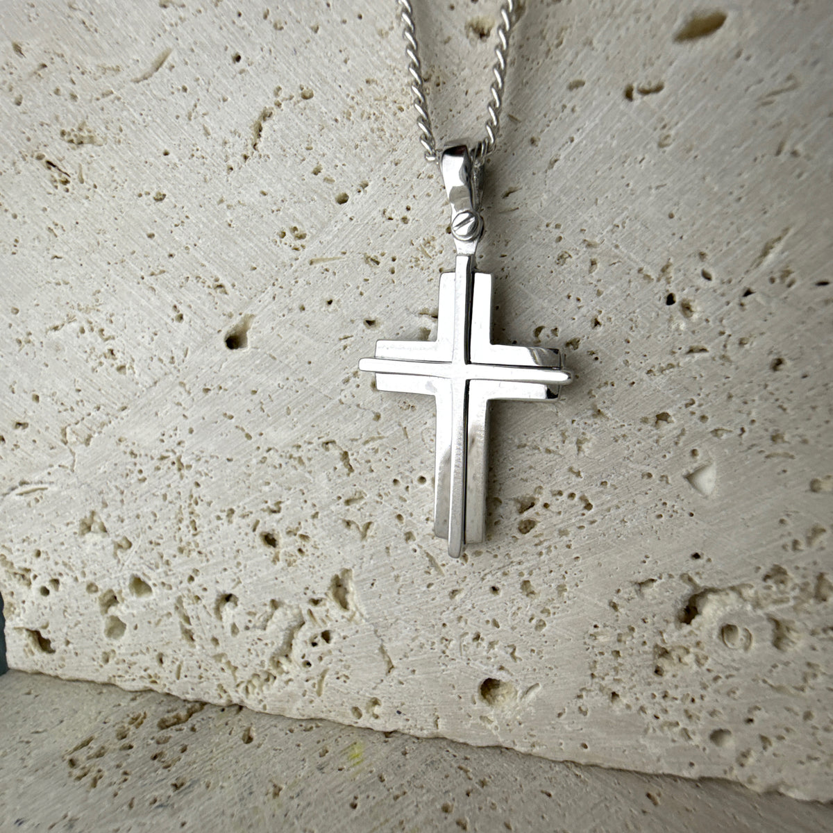 9ct Gold Double Layered Cross Pendant – Yellow Gold or White Gold