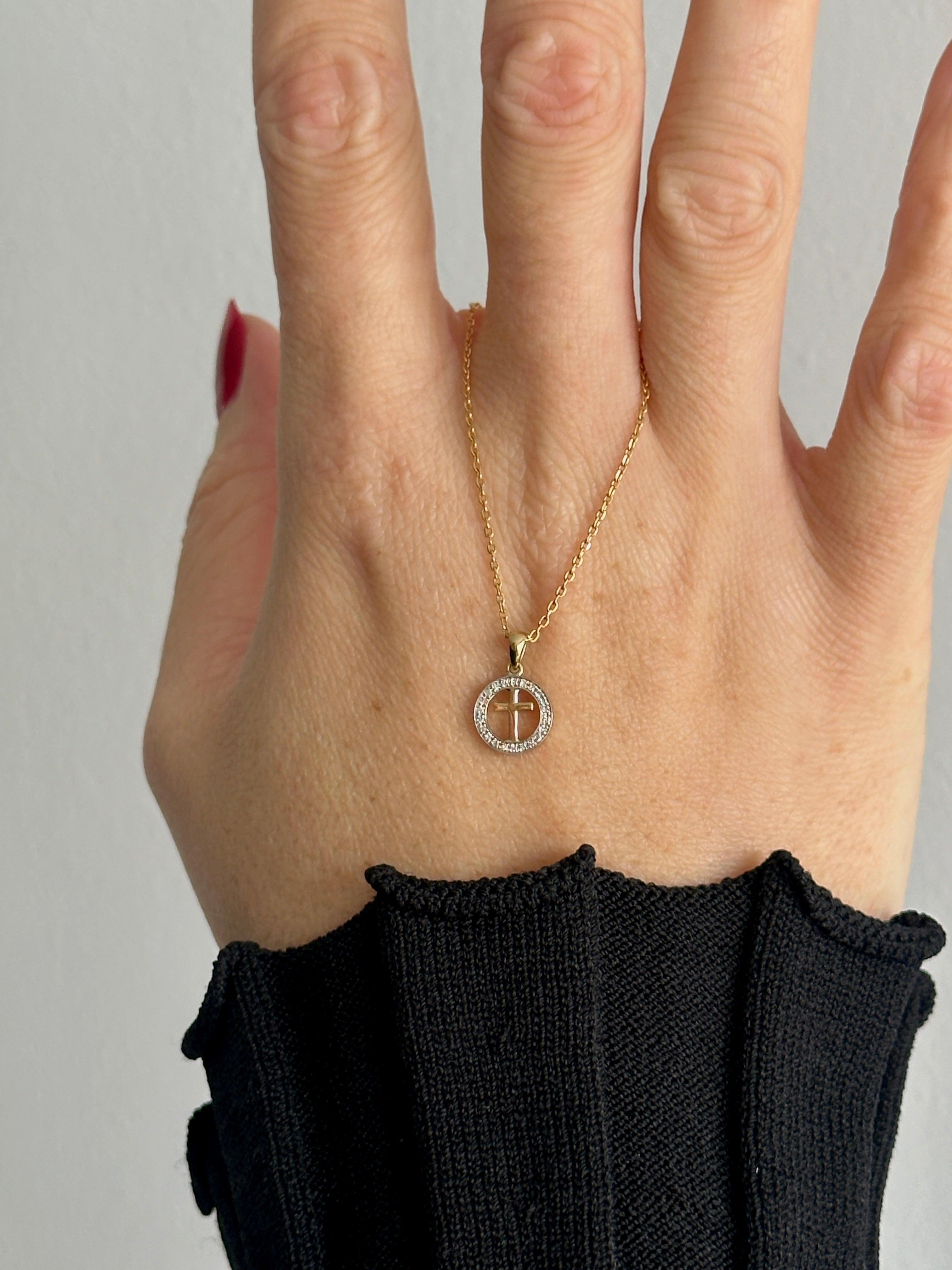 Exquisite 9ct Gold Diamond Cross Disc Pendant