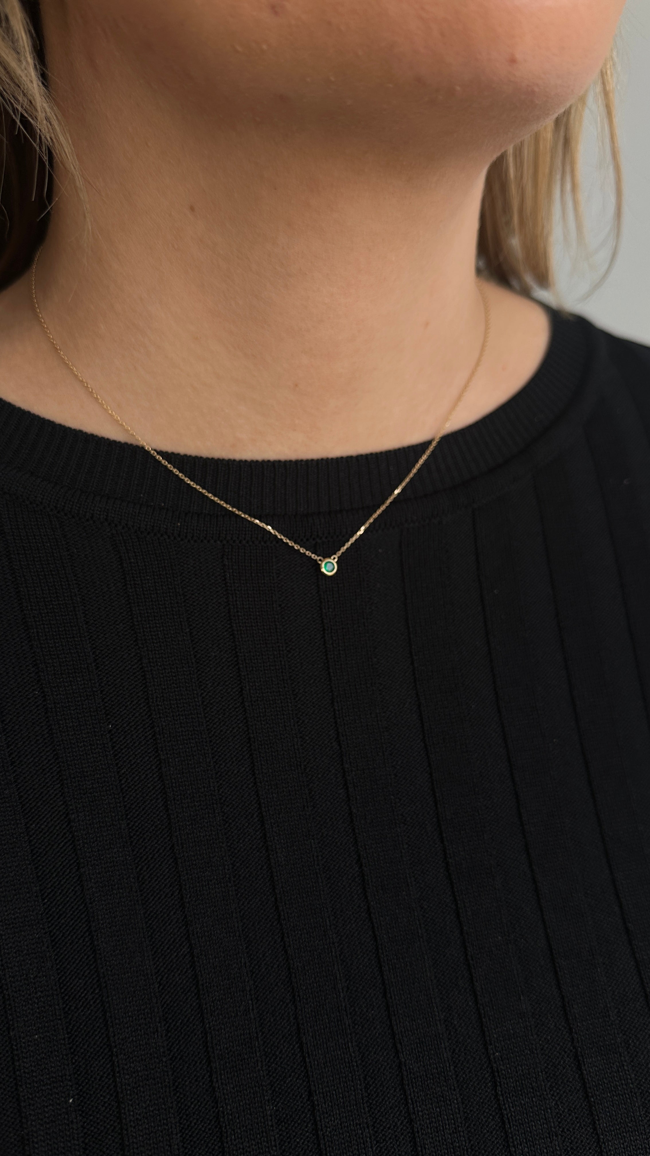 9ct Yellow Gold Emerald Necklace