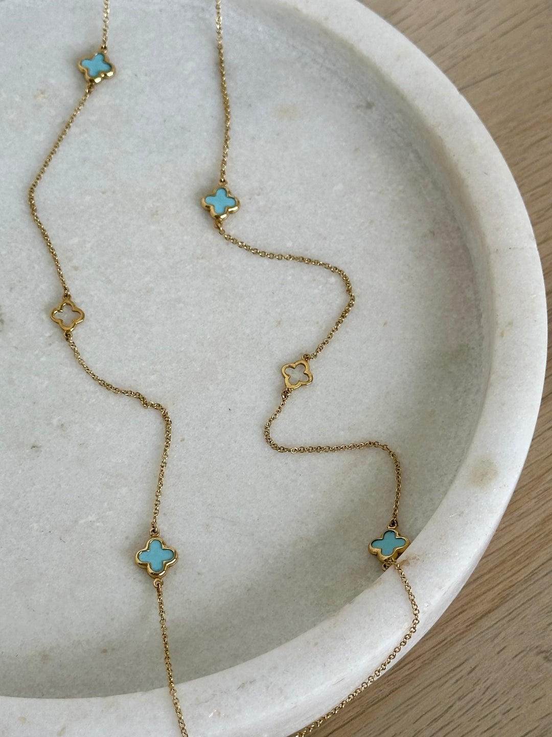 9ct Yellow Gold Turquoise Clover Necklace