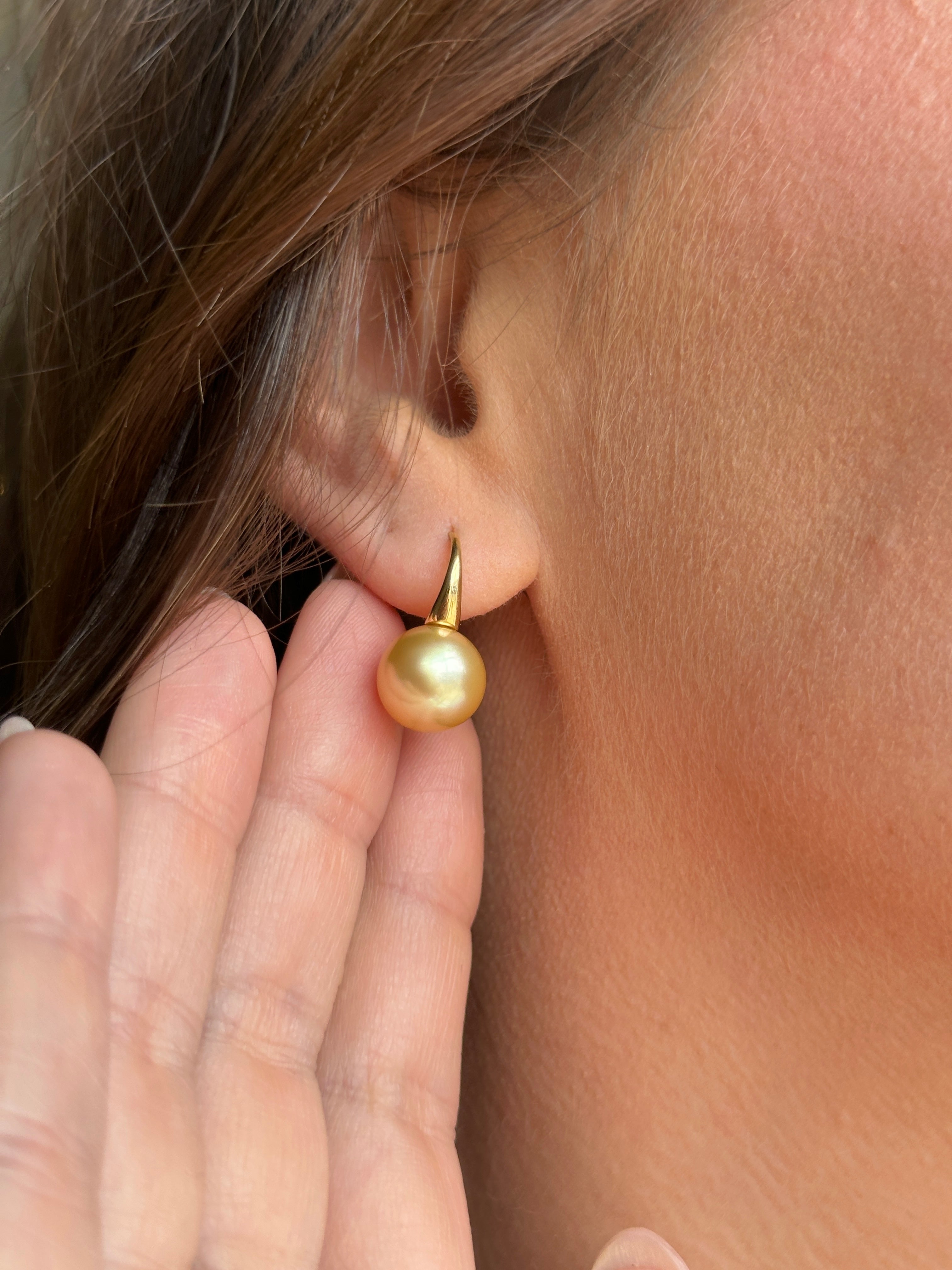 18ct Gold Autore South Sea Pearl Earrings