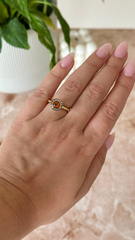 18ct Yellow Gold Citrine and Diamond Halo ring
