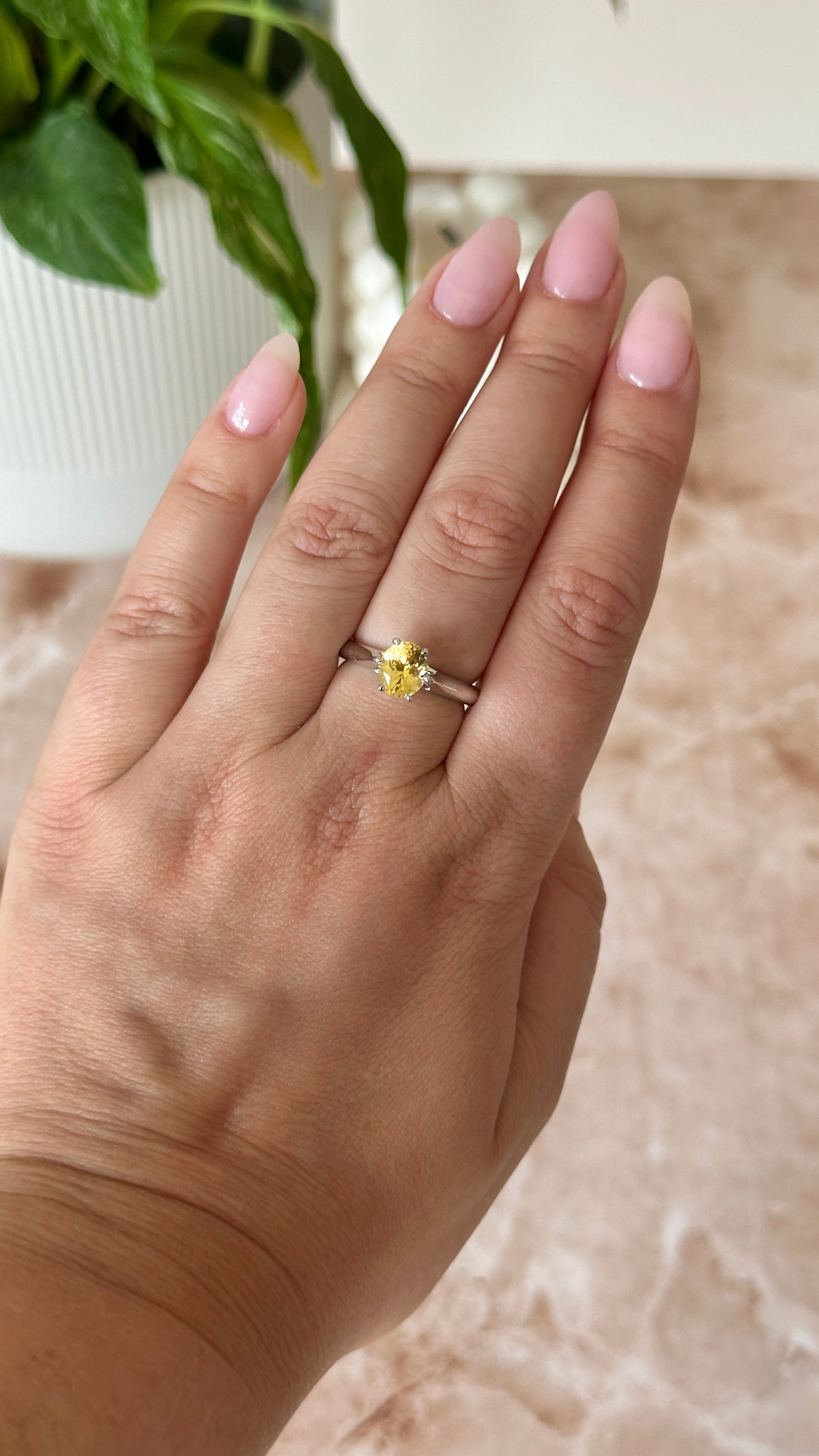 18ct White Gold 1.61ct Natural Yellow Ceylon Sapphire Ring