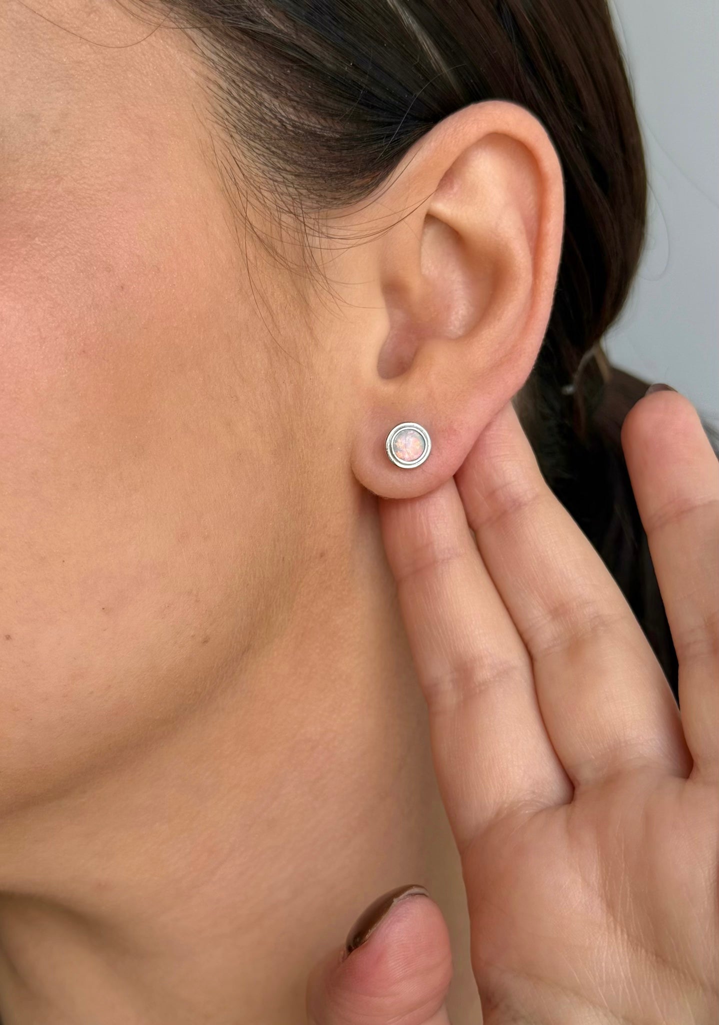 9ct White Gold Opal Stud Earrings