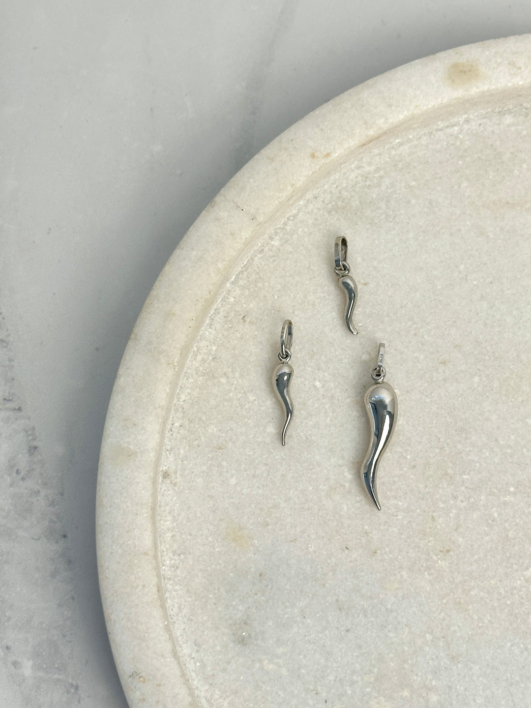 9ct White Gold Horn of Plenty Pendant (Large)
