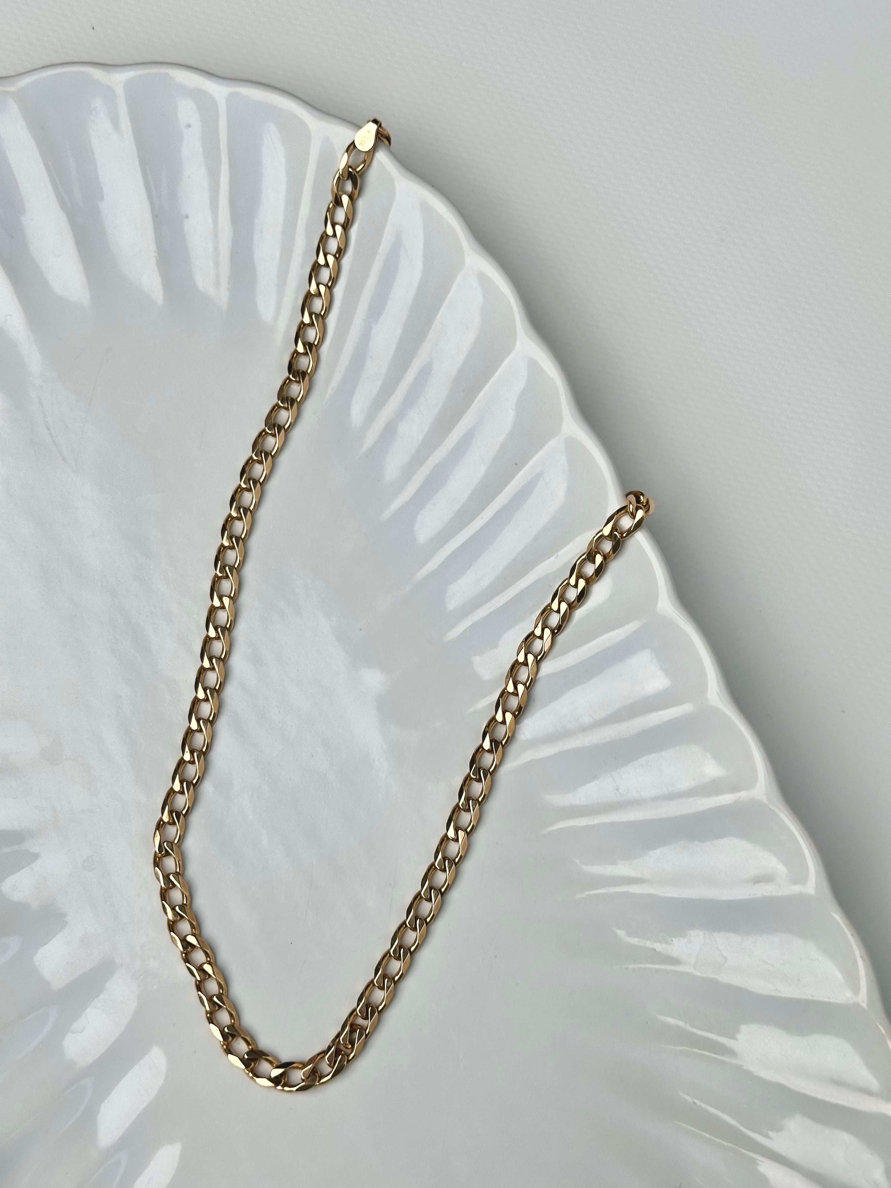 9ct Open Diamond Cut Curb Chain