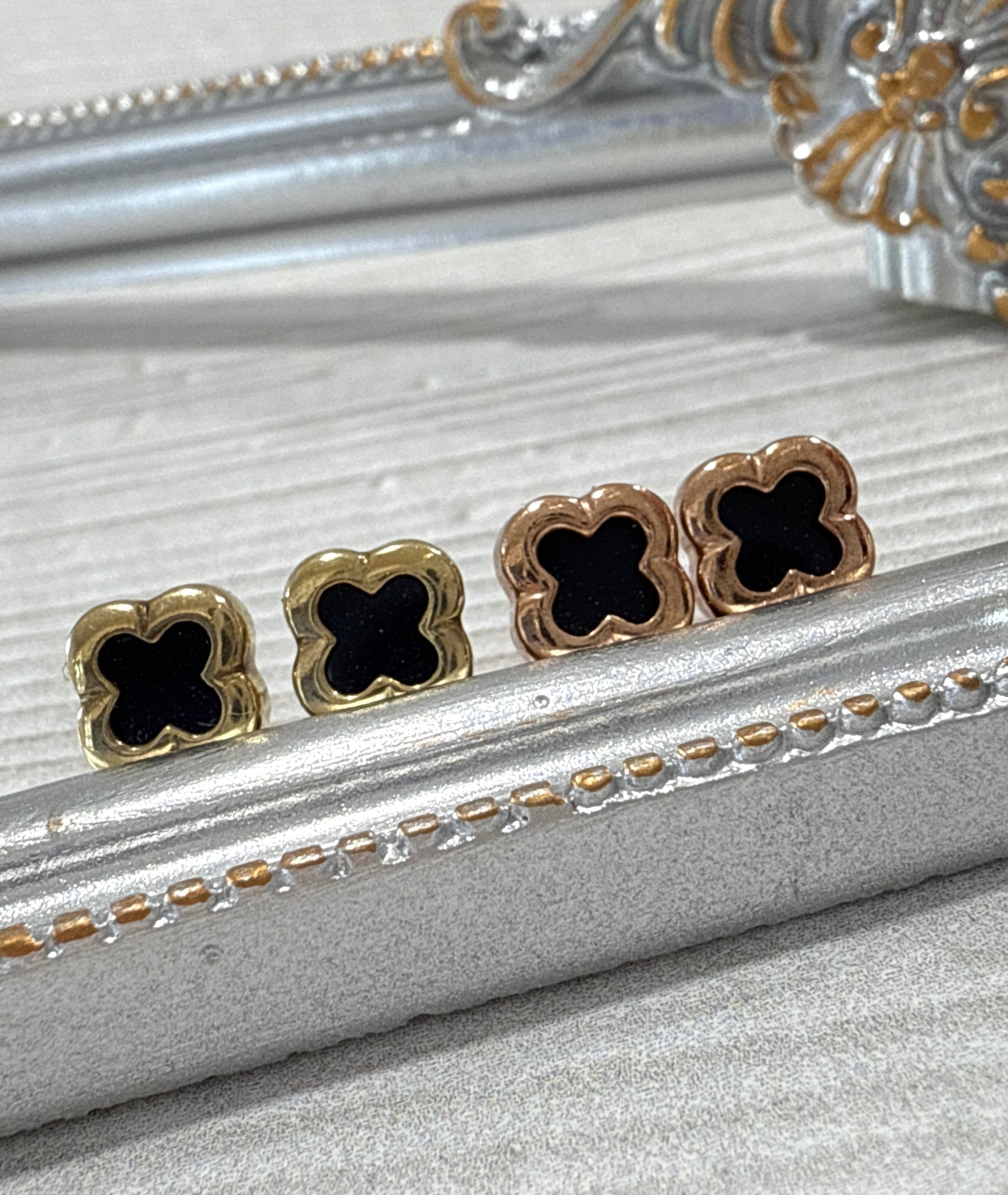 9ct Gold Onyx Clover / Quatrefoil Studs (small)