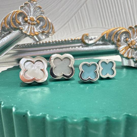 9ct White Gold Mother of Pearl Clover / Quatrefoil Studs (X-Large)
