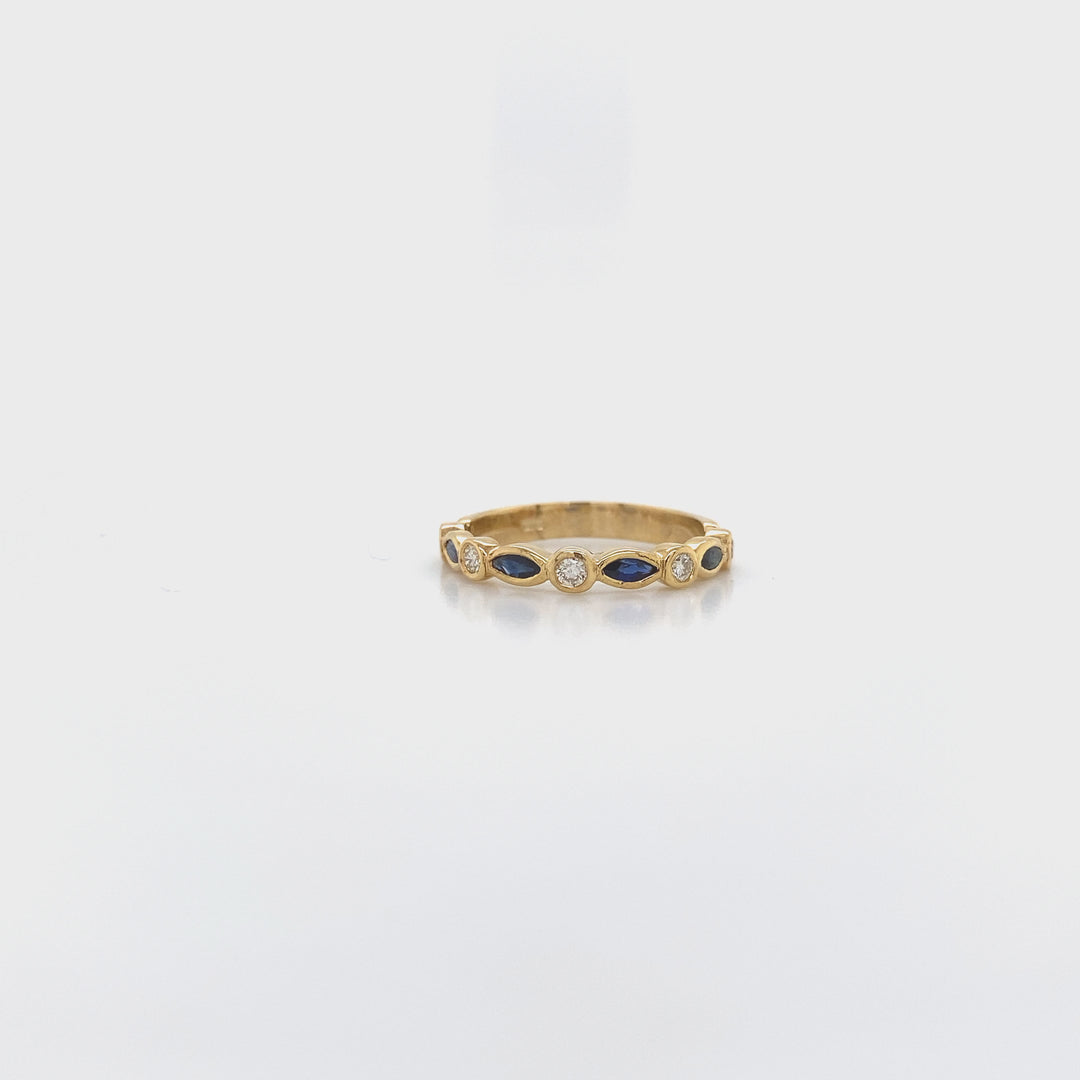 9ct Yellow Gold Diamond and Sapphire Ring