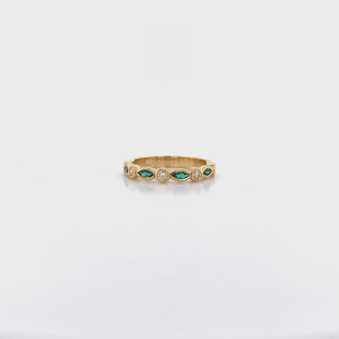 9ct Yellow Gold Emerald & Diamond Ring